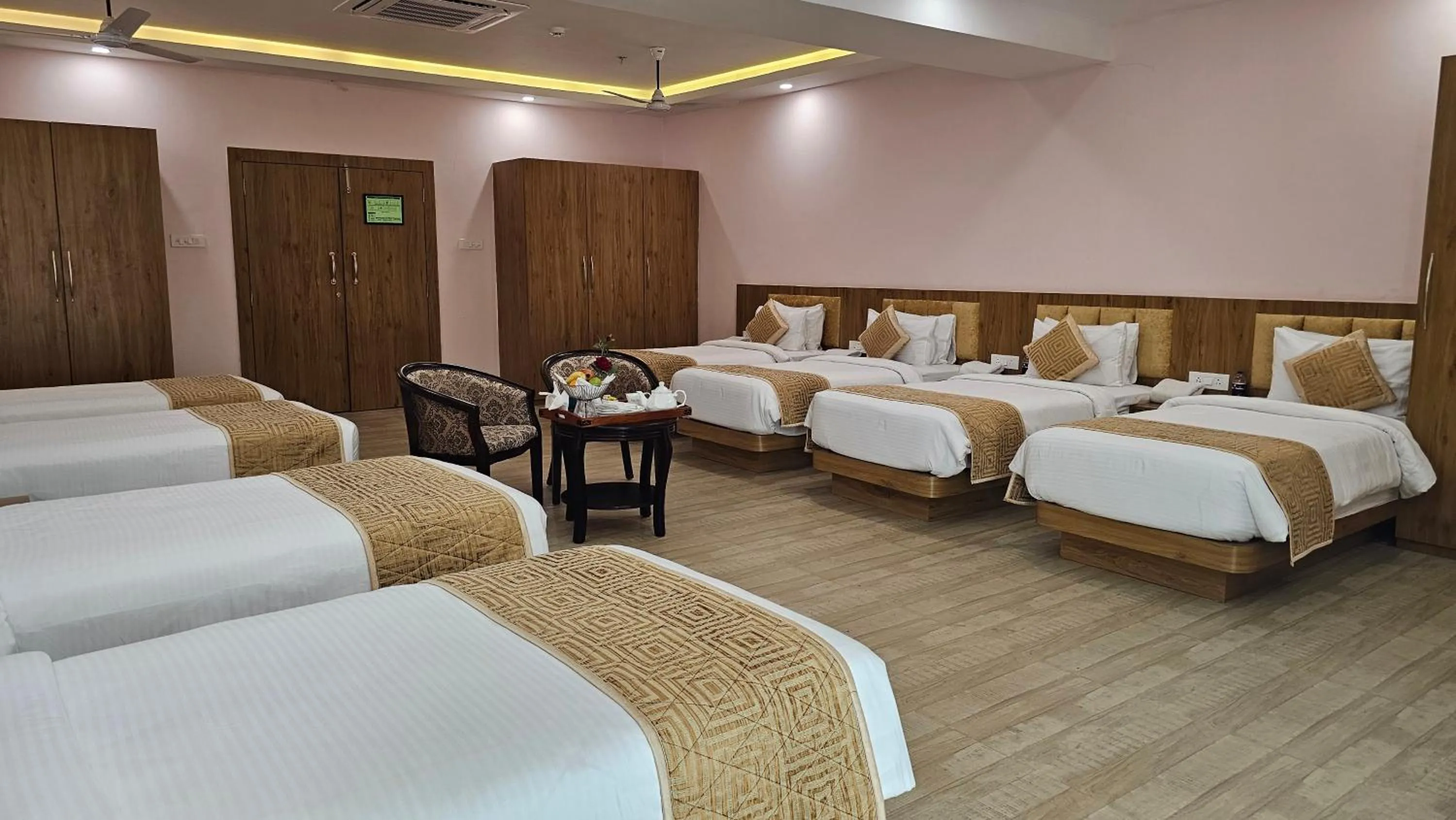 Bedroom, Bed in The Royal Bihar