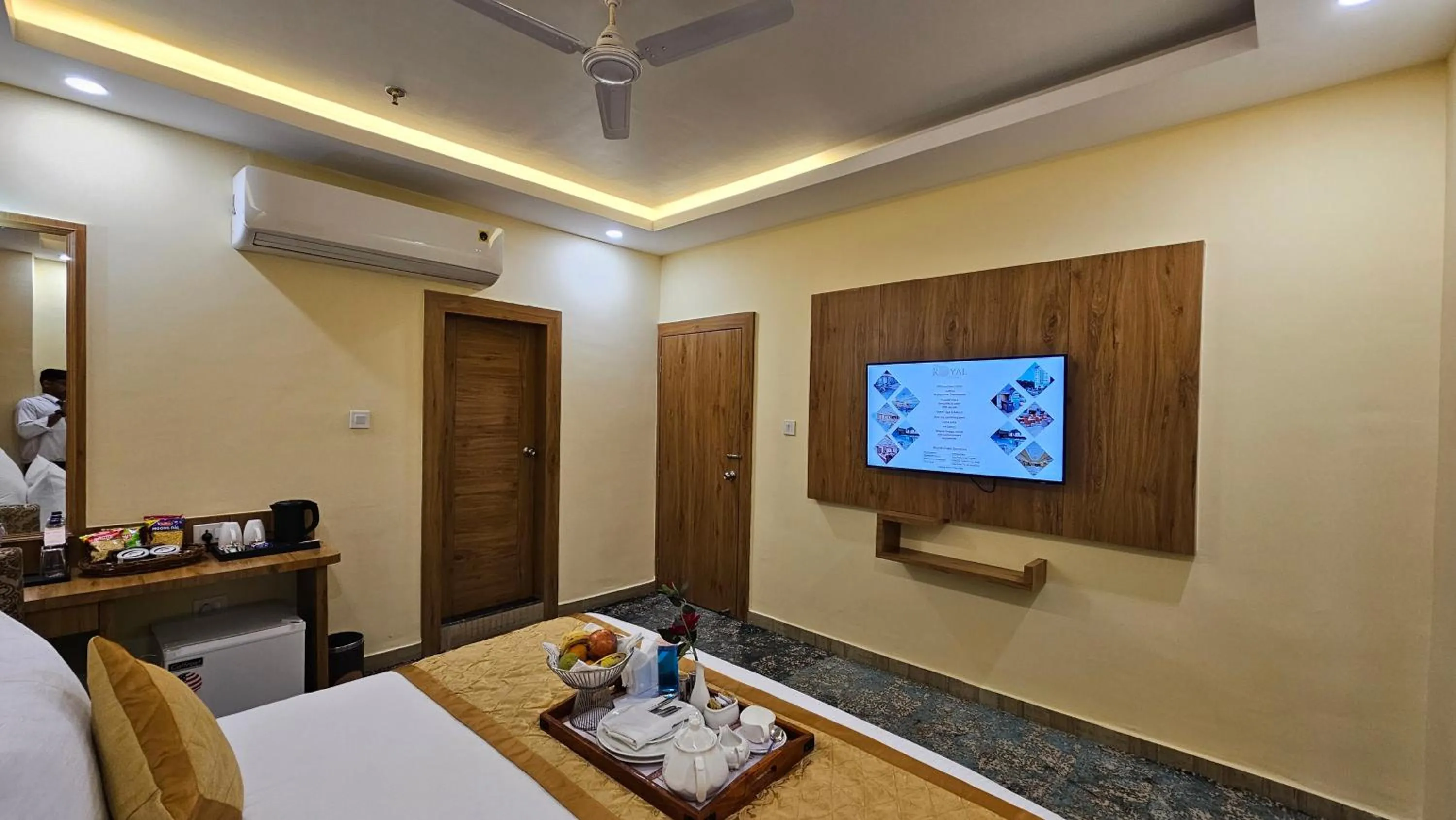 Bedroom, Bed in The Royal Bihar