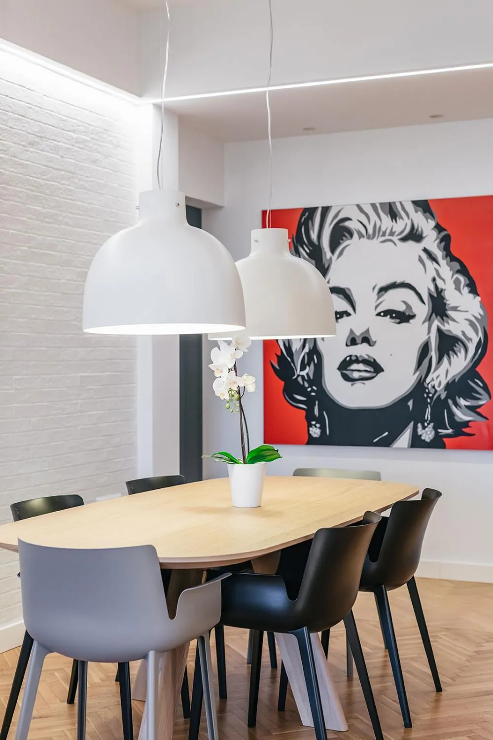 Three-Bedroom Apartment in Marilyn by halu!, Luxe & Stylish 3BD retreat