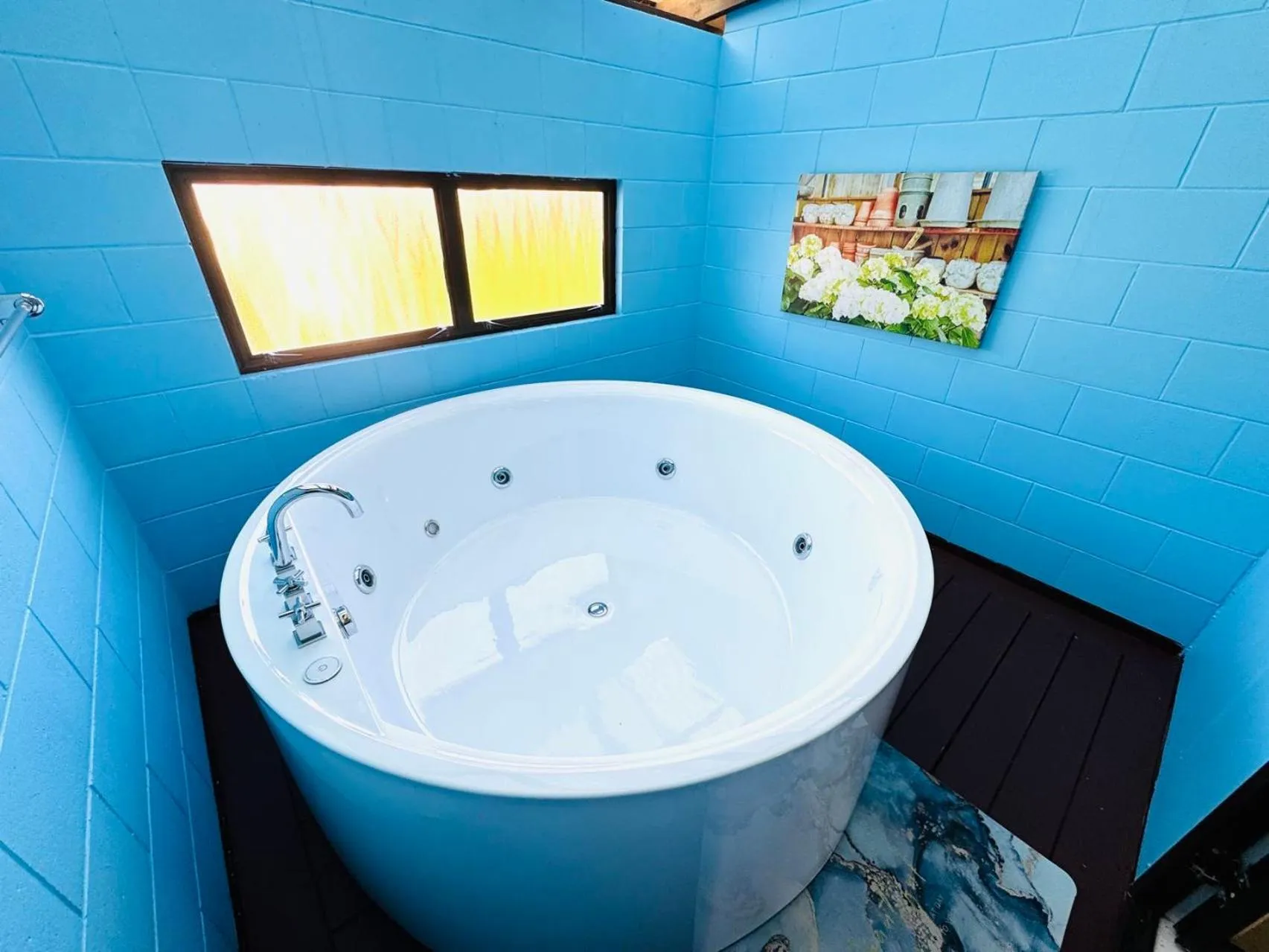 Bath in Apex on Fenton