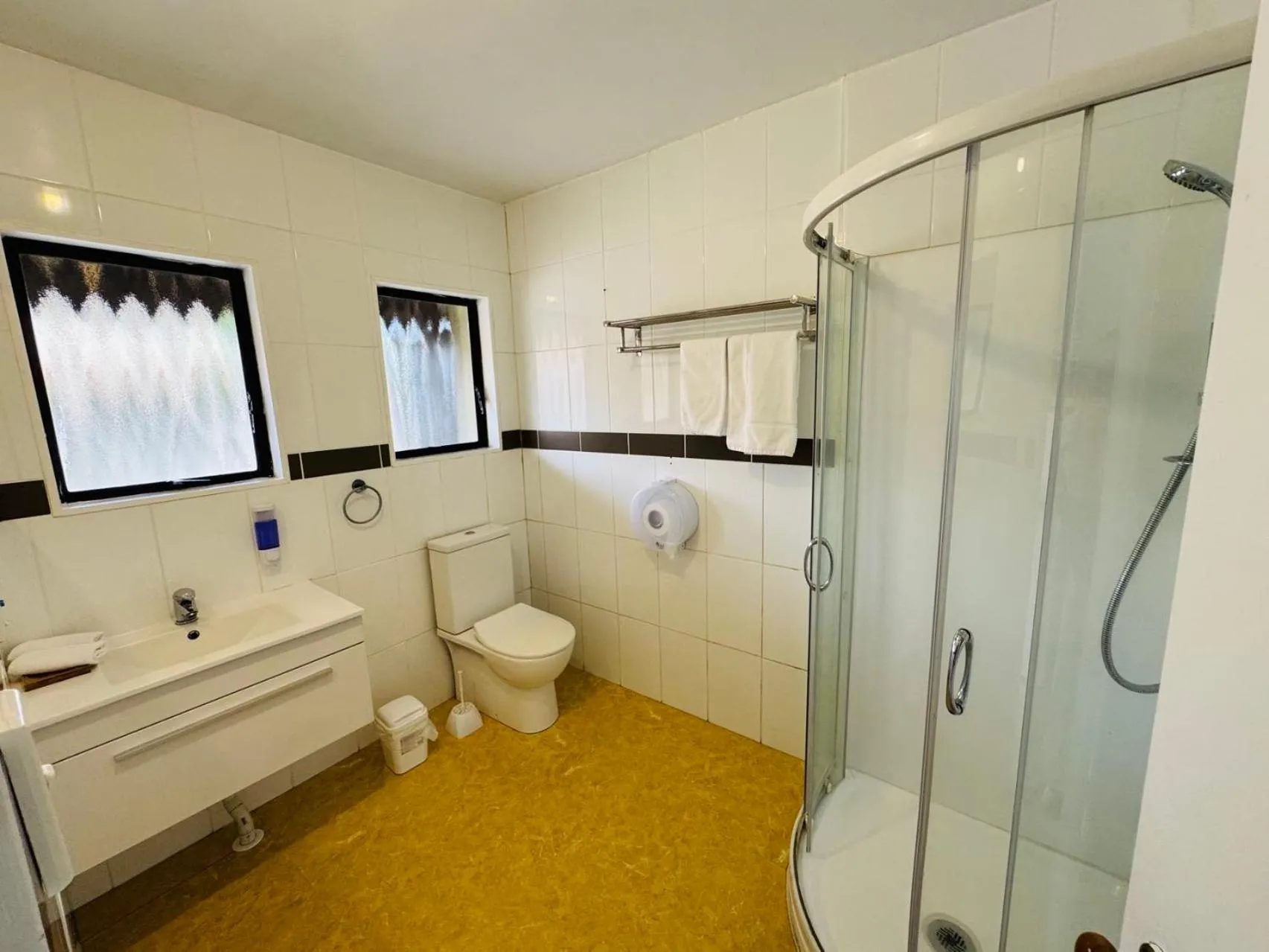 Shower in Apex on Fenton