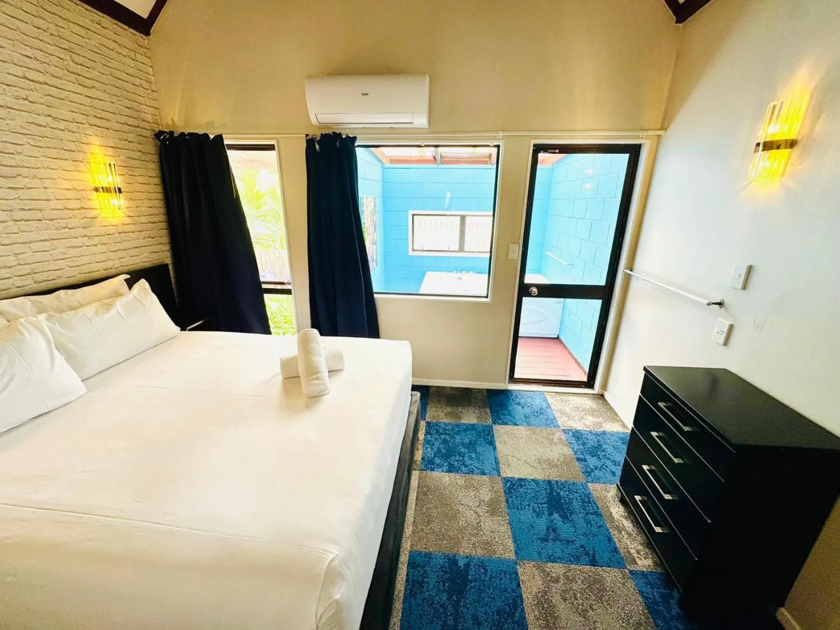 Bedroom in Apex on Fenton