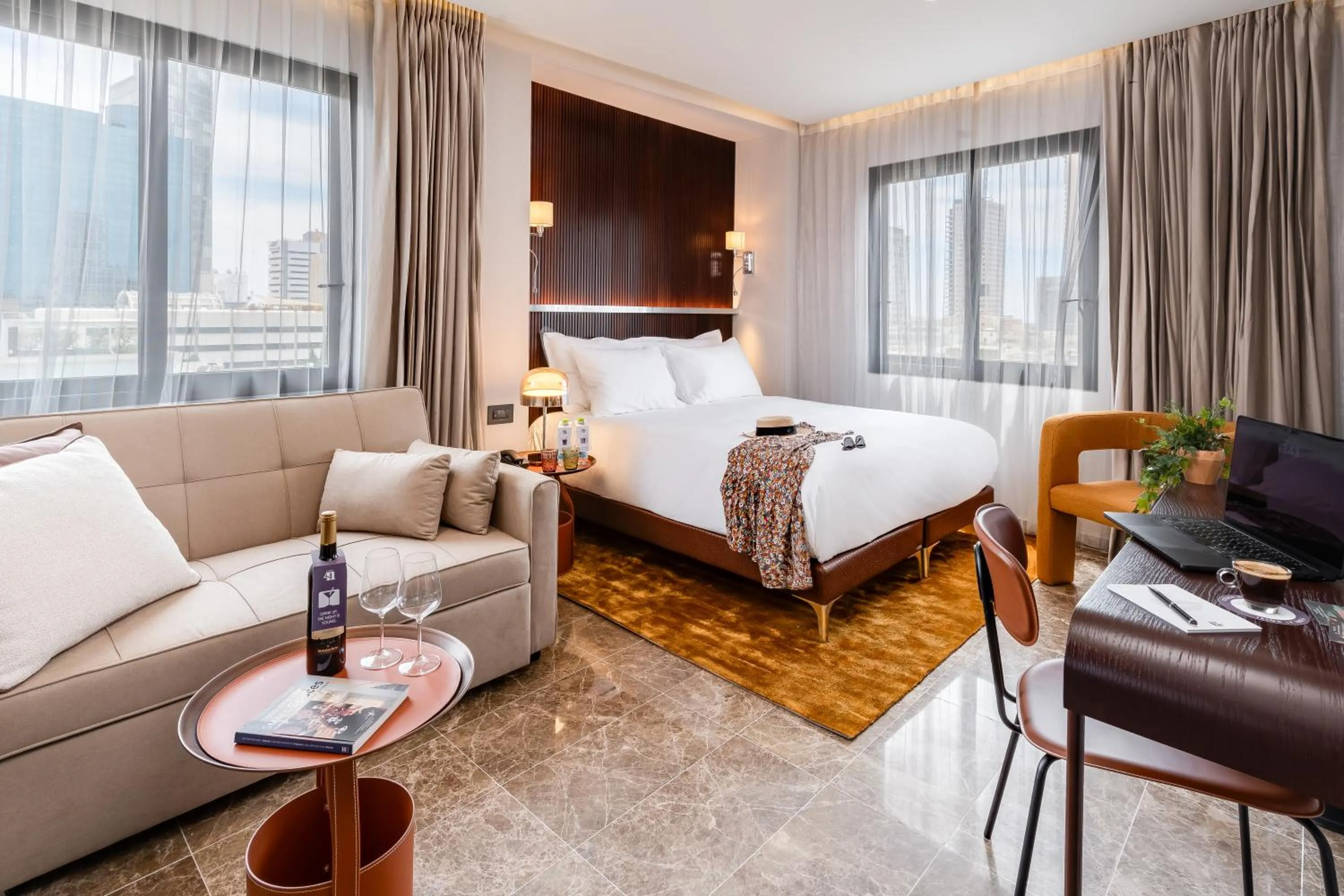 Bedroom, Bed in Fiori 41-By Adam Hotels