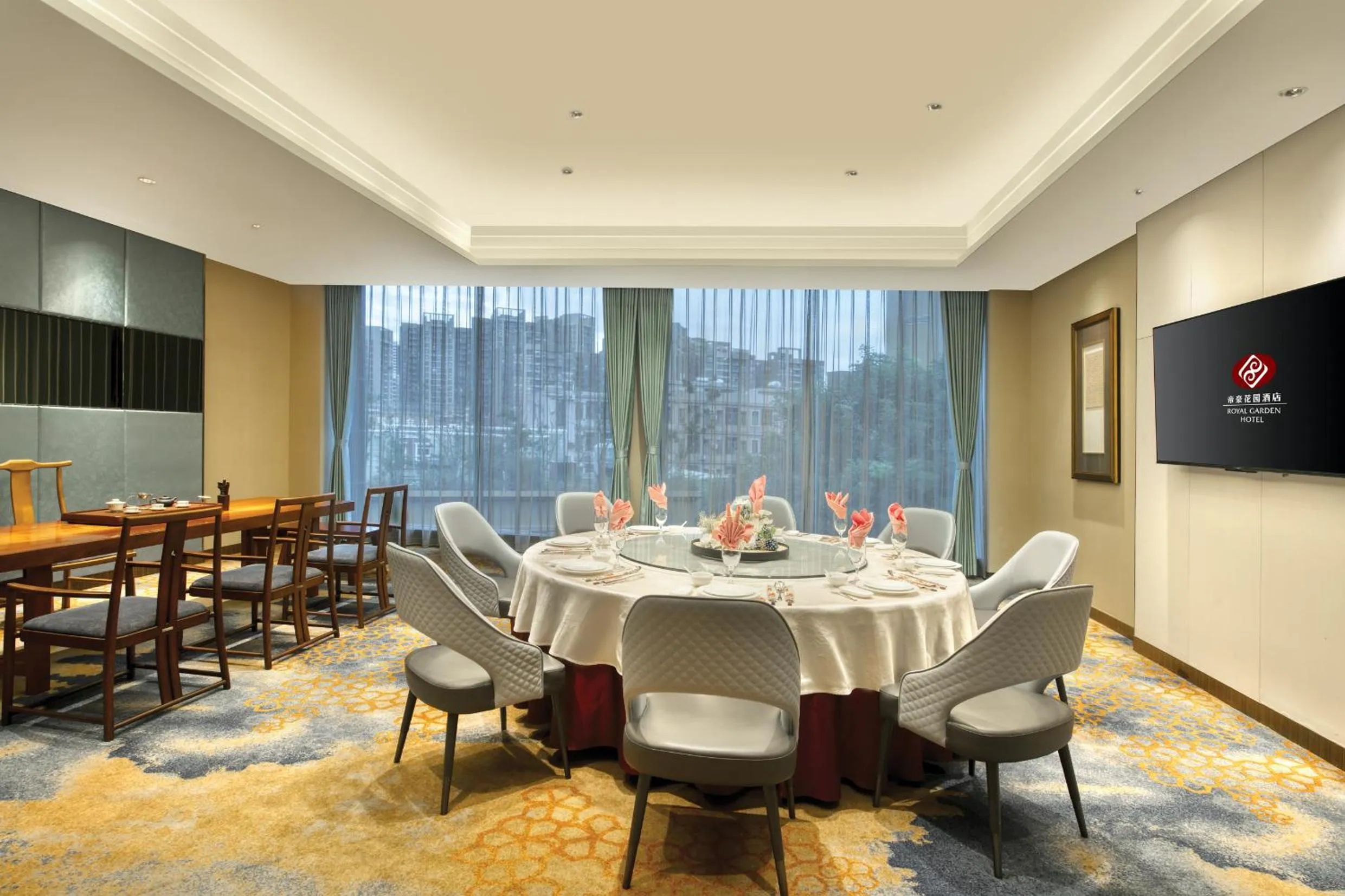 Restaurant/places to eat in Dongguan Royal Garden Hotel