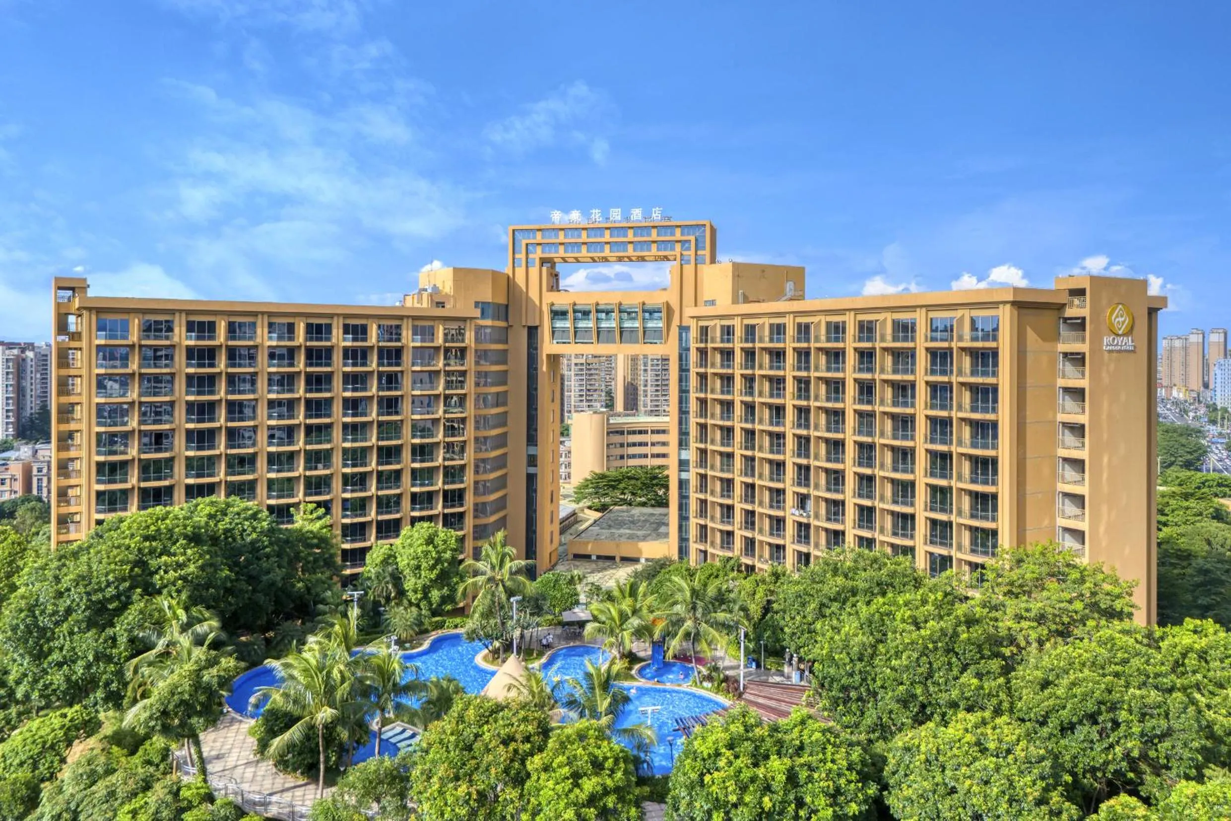 Property building in Dongguan Royal Garden Hotel