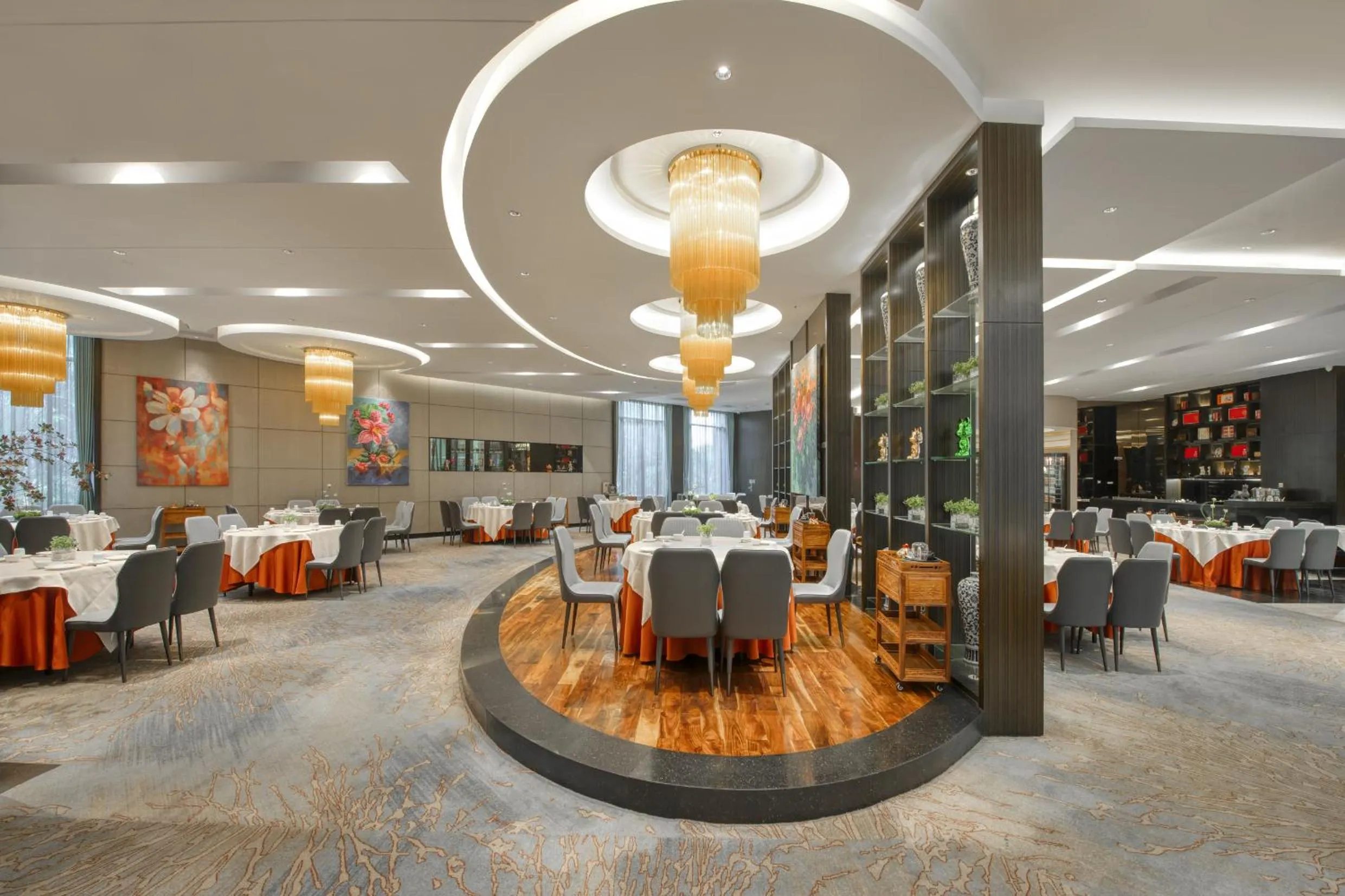 Restaurant/places to eat in Dongguan Royal Garden Hotel