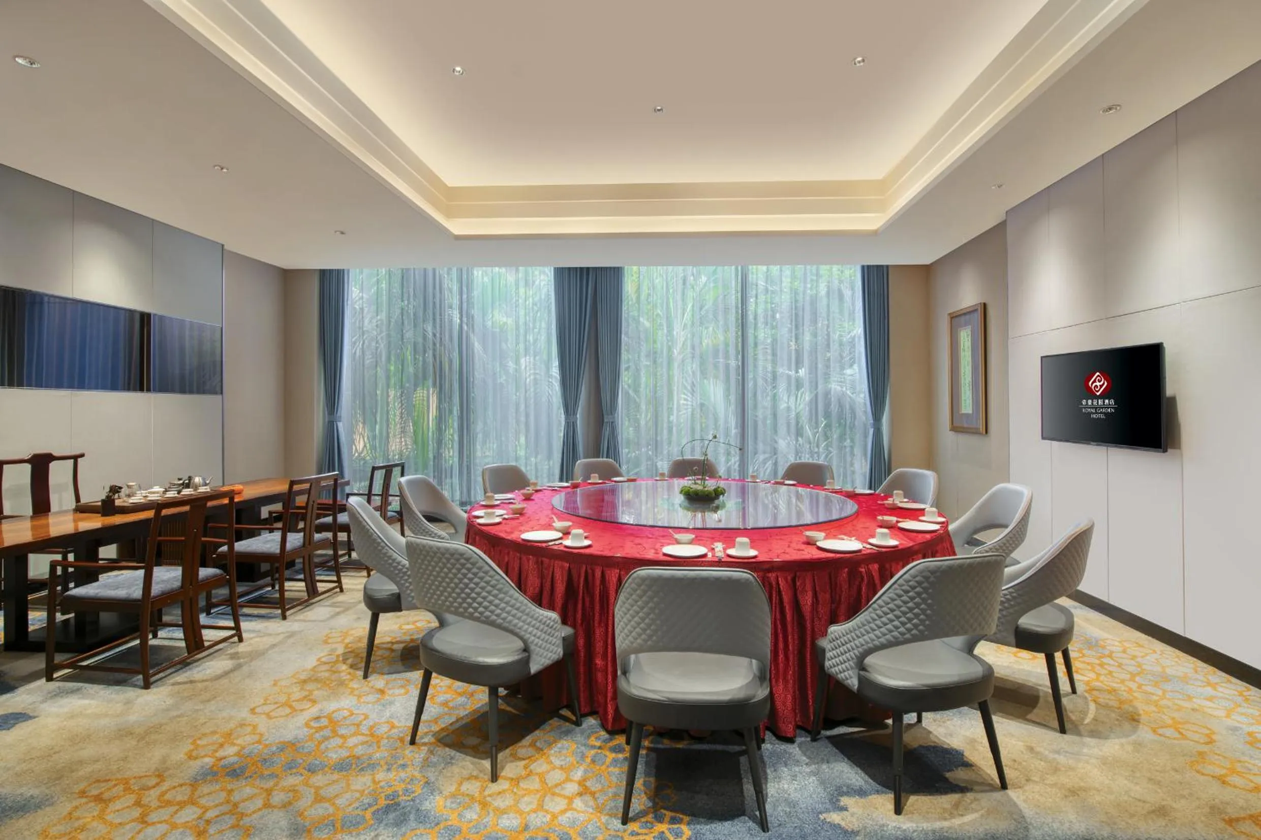 Restaurant/places to eat in Dongguan Royal Garden Hotel