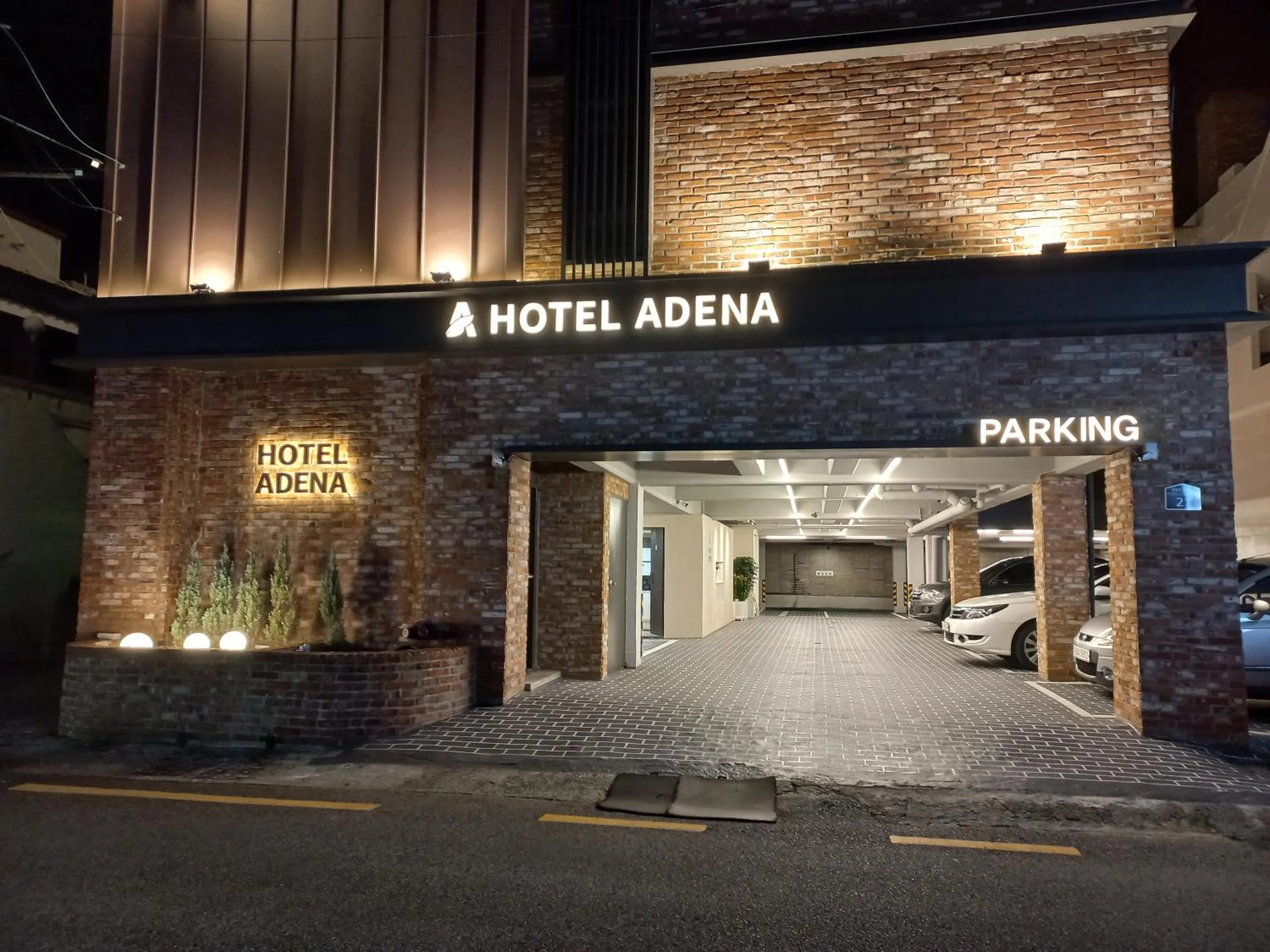 Property building in Adena Hotel