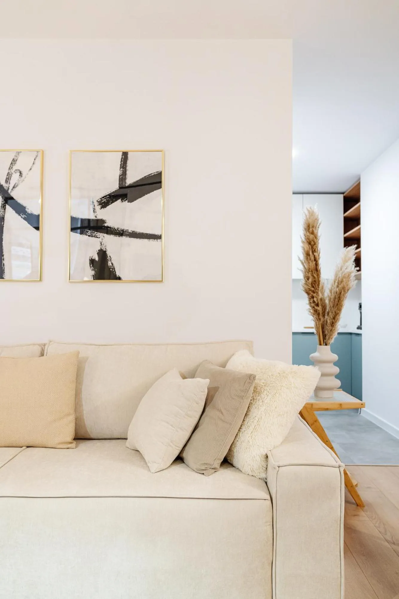 Living room in Piedmont Apartment II - LoftAffair