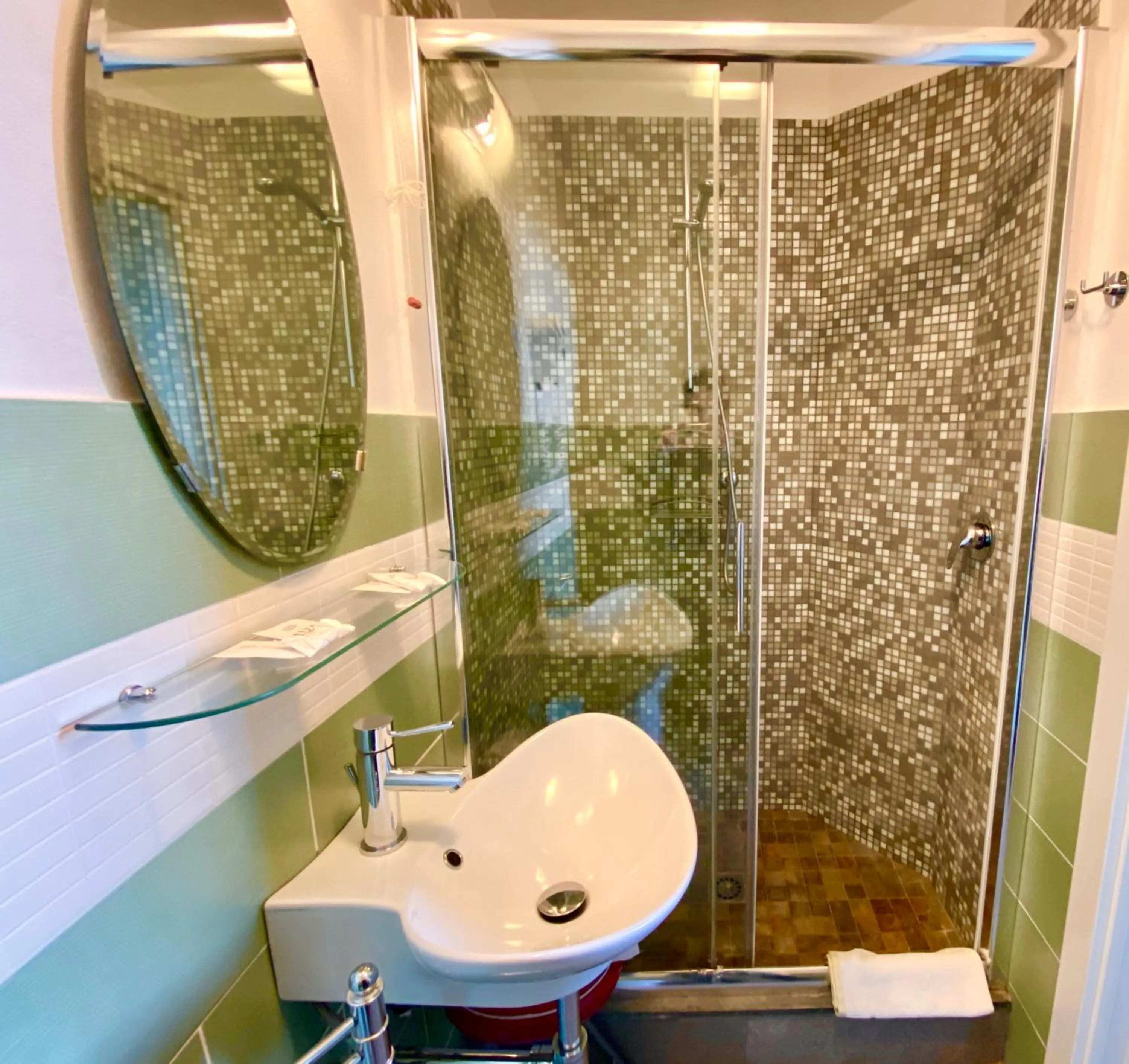 Bathroom in 88 Miglia