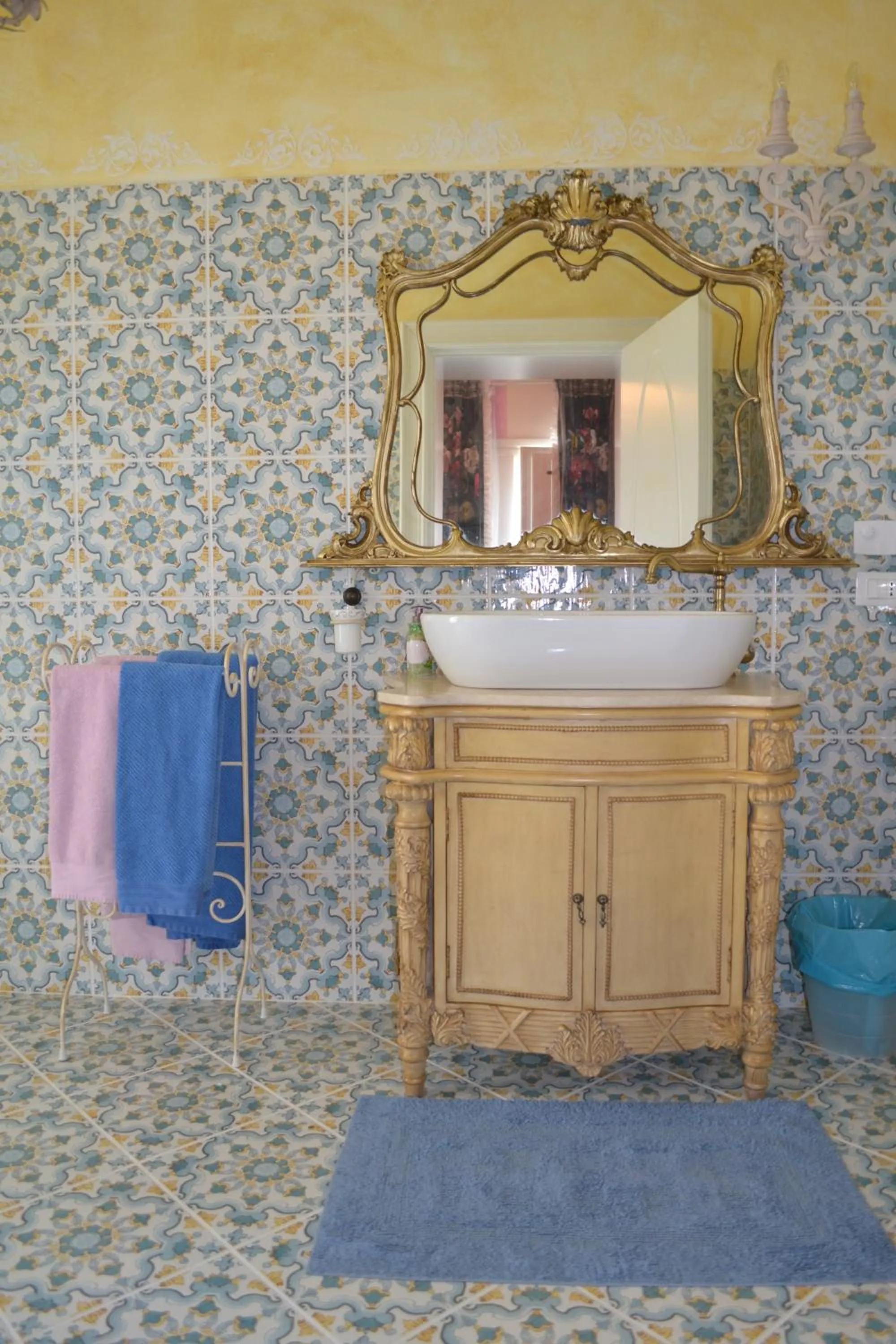 Bathroom in La maison delle favole