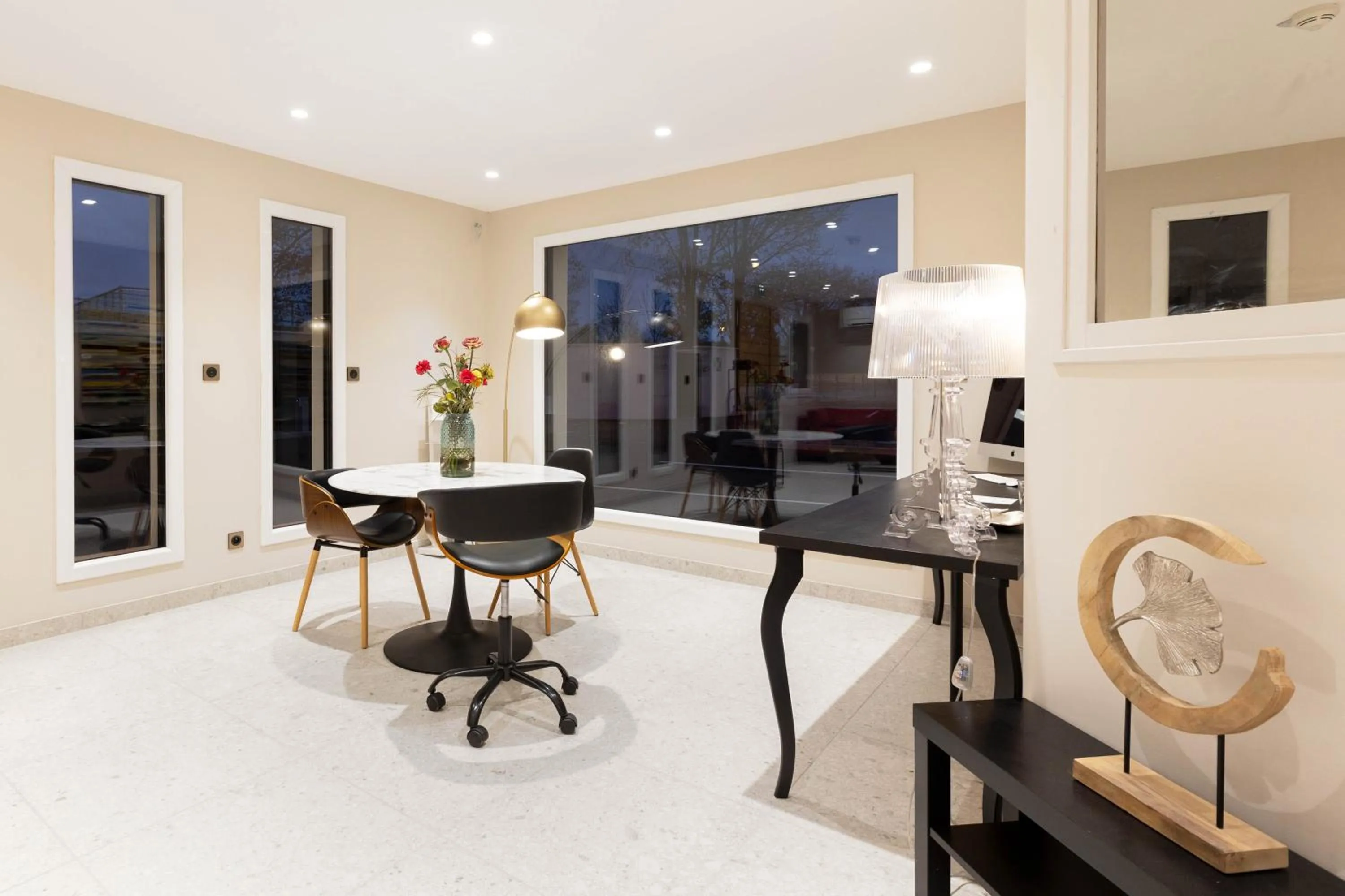 Lobby or reception in Appart Hôtel Coraline - Genas Lyon Eurexpo