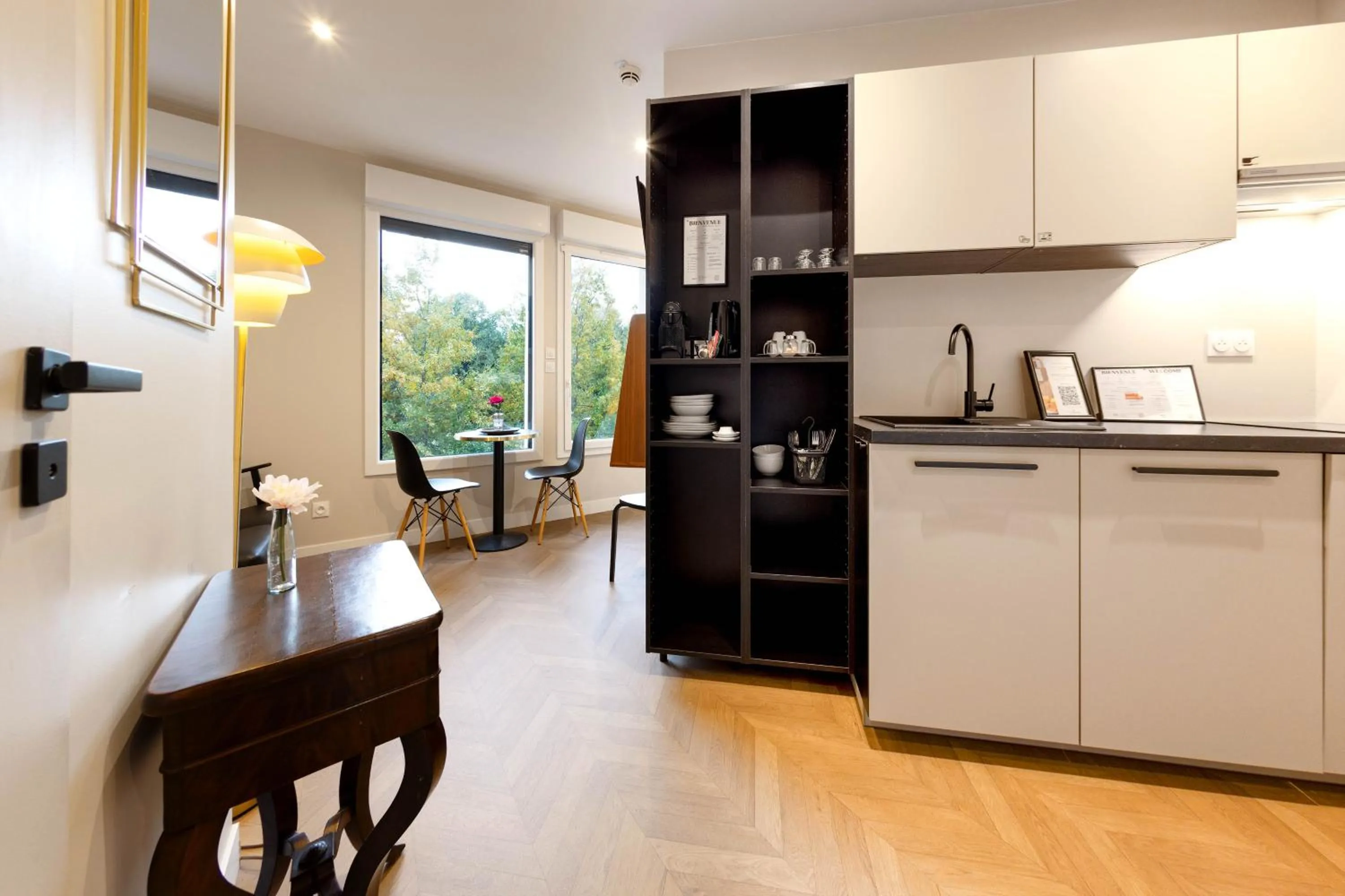 Garden view in Appart Hôtel Coraline - Genas Lyon Eurexpo