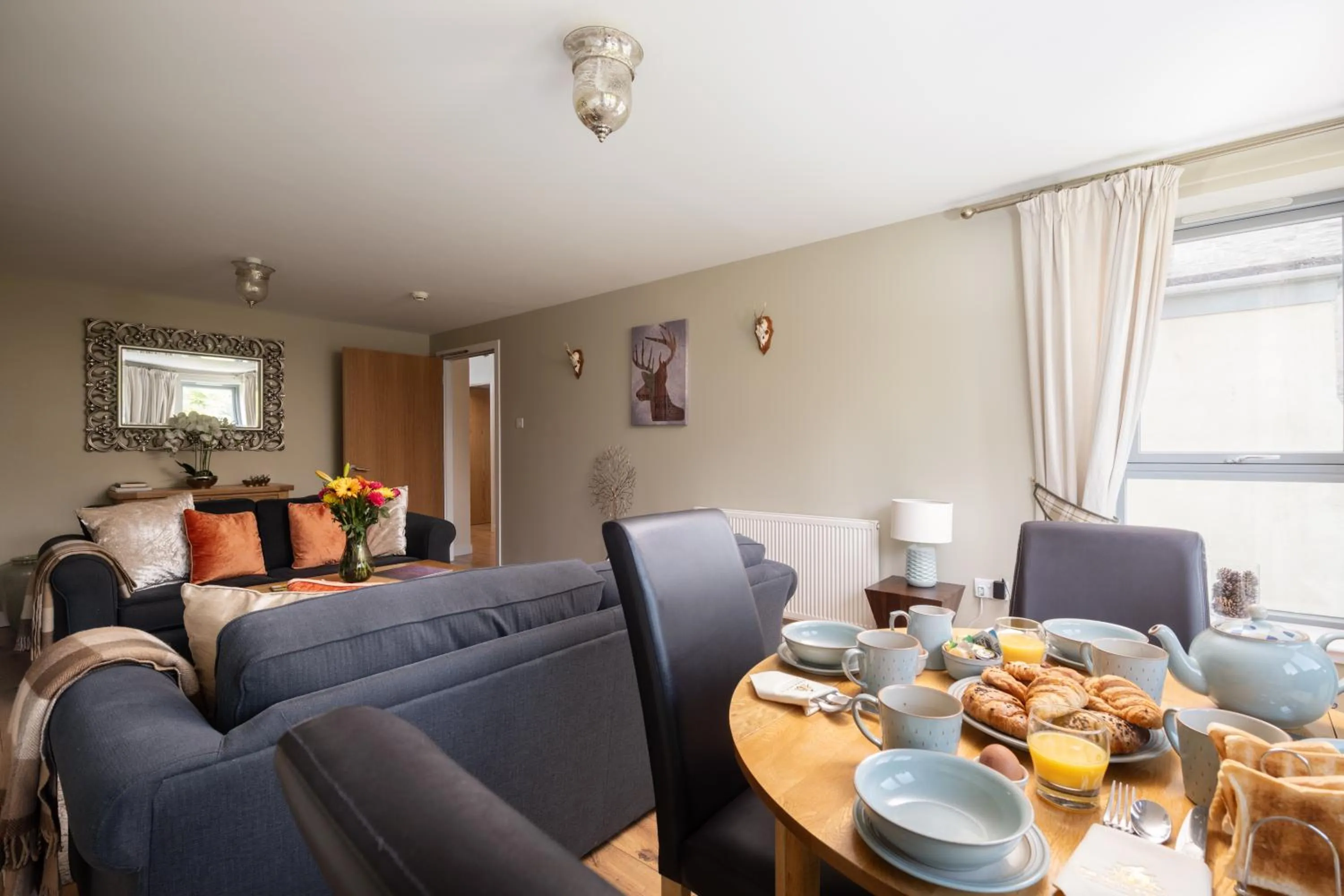 Living room in The Highland Club