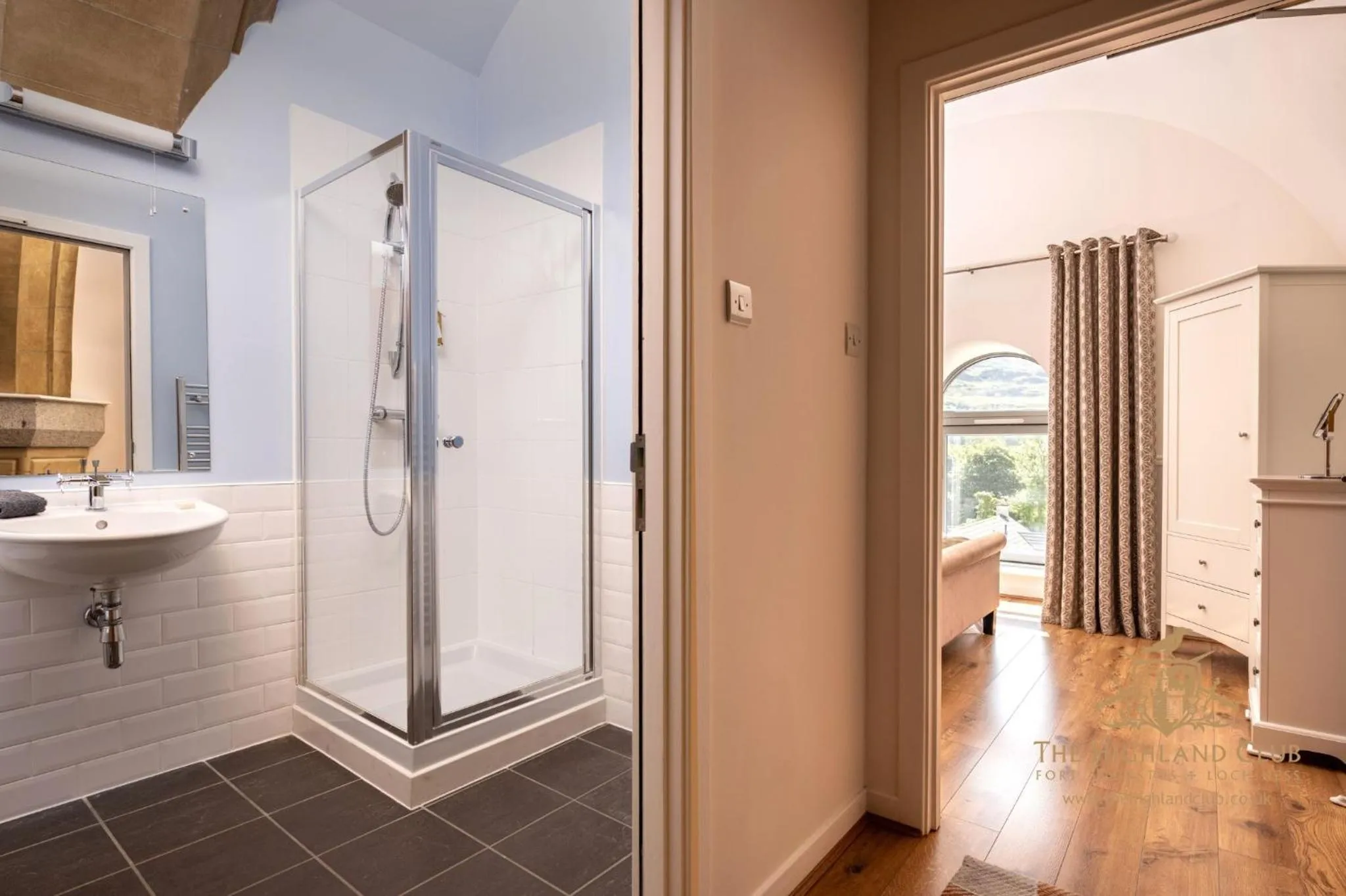 Shower in The Highland Club