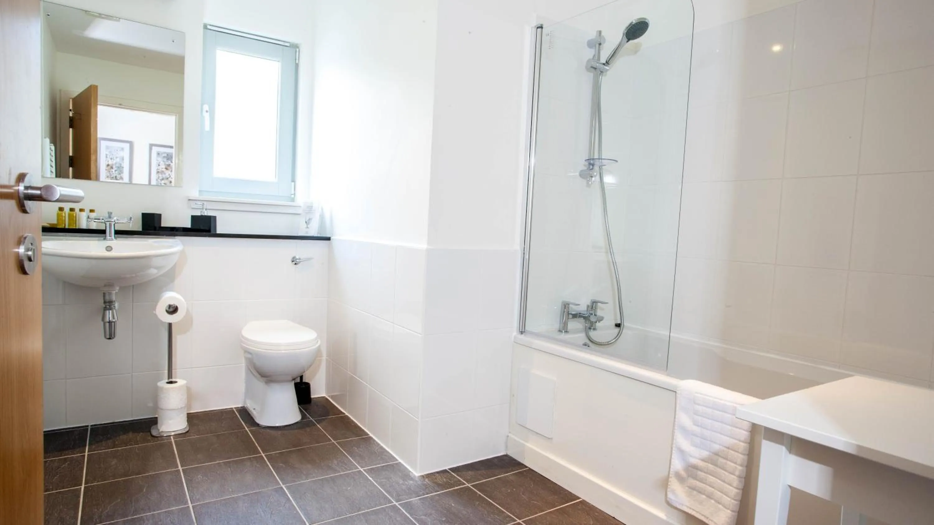 Shower in The Highland Club