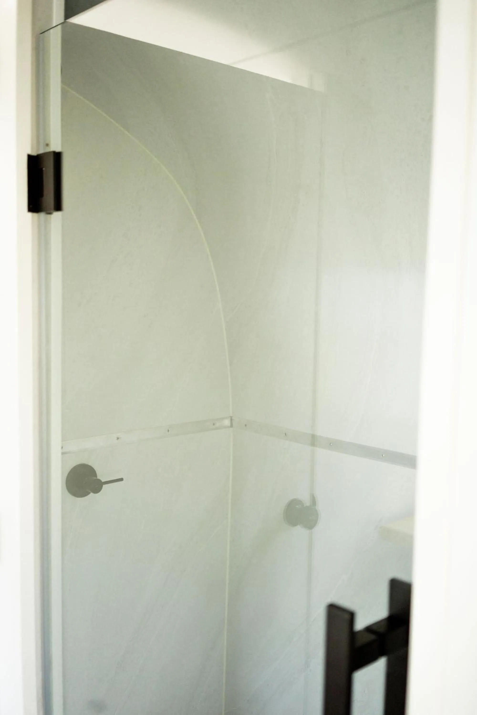 Shower in Corduroy Lodge