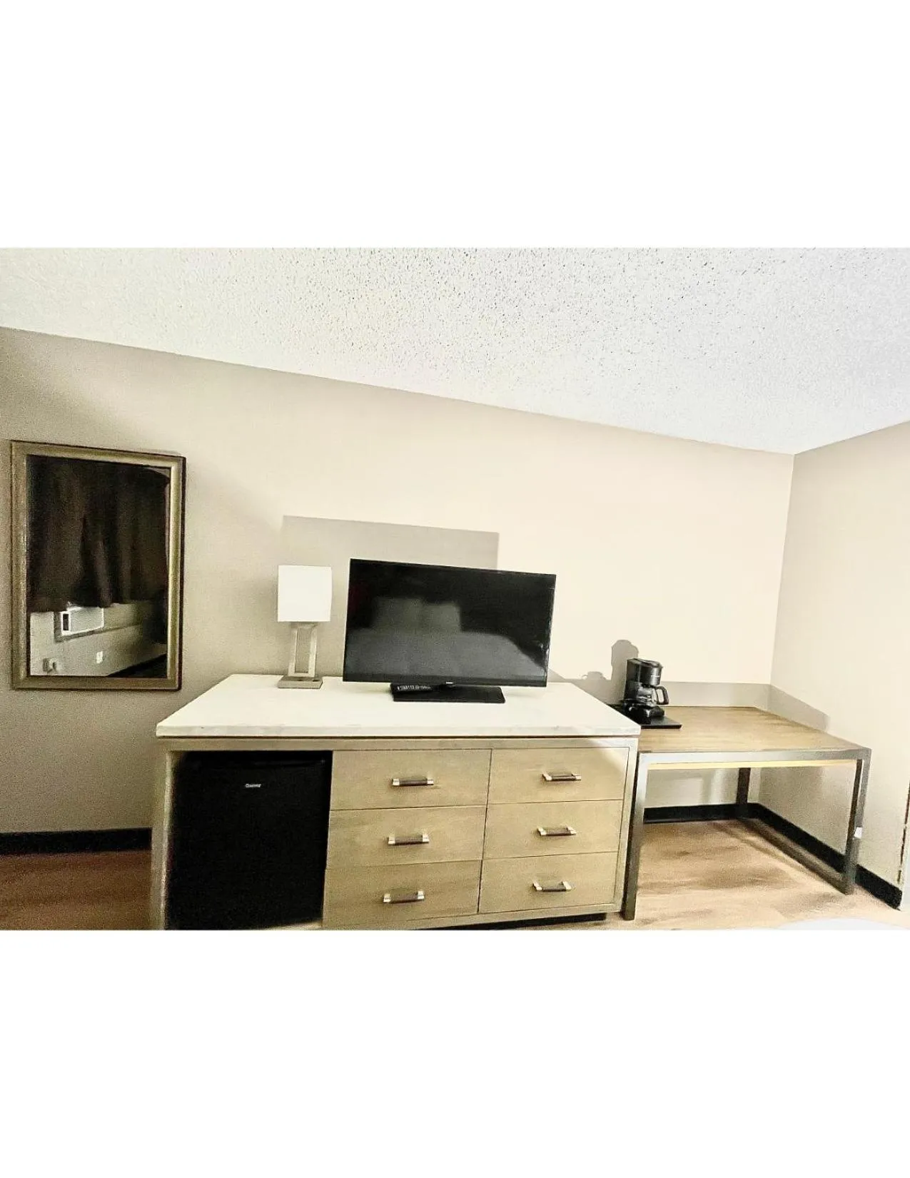 TV and multimedia in Super 8 by Wyndham Blythe