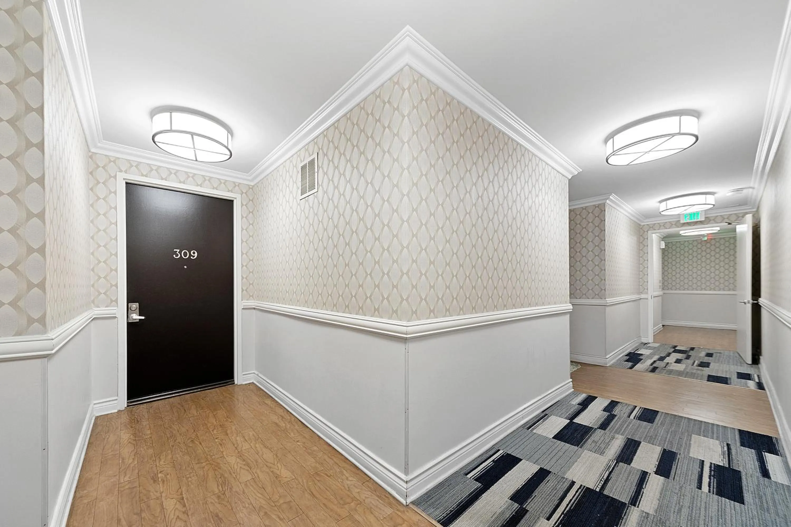 Decorative detail in Beverly Hills Chic 2 bed 2bath with Patio and Parking 309