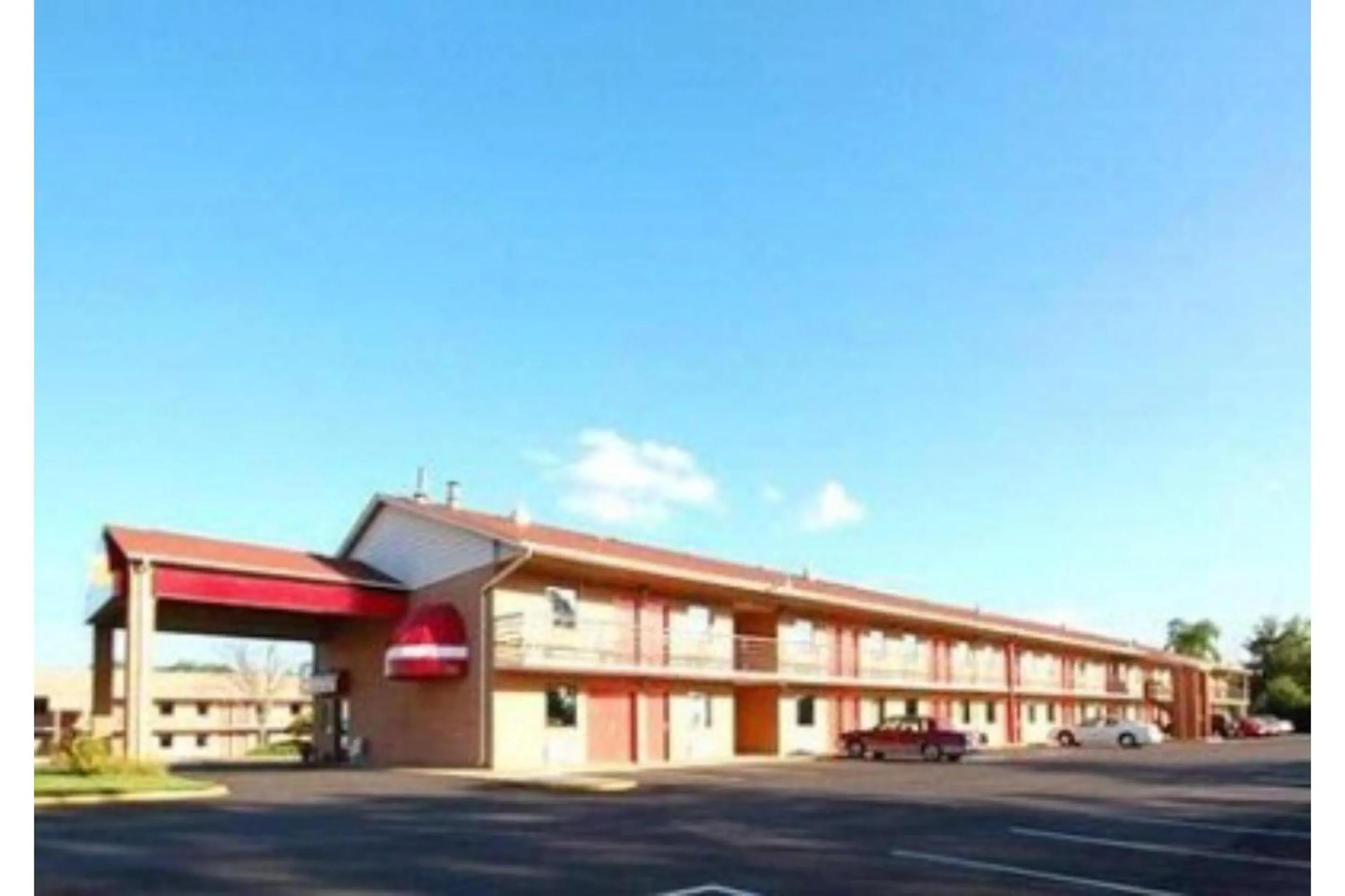 Property building in OYO Hotel Richburg SC I-77