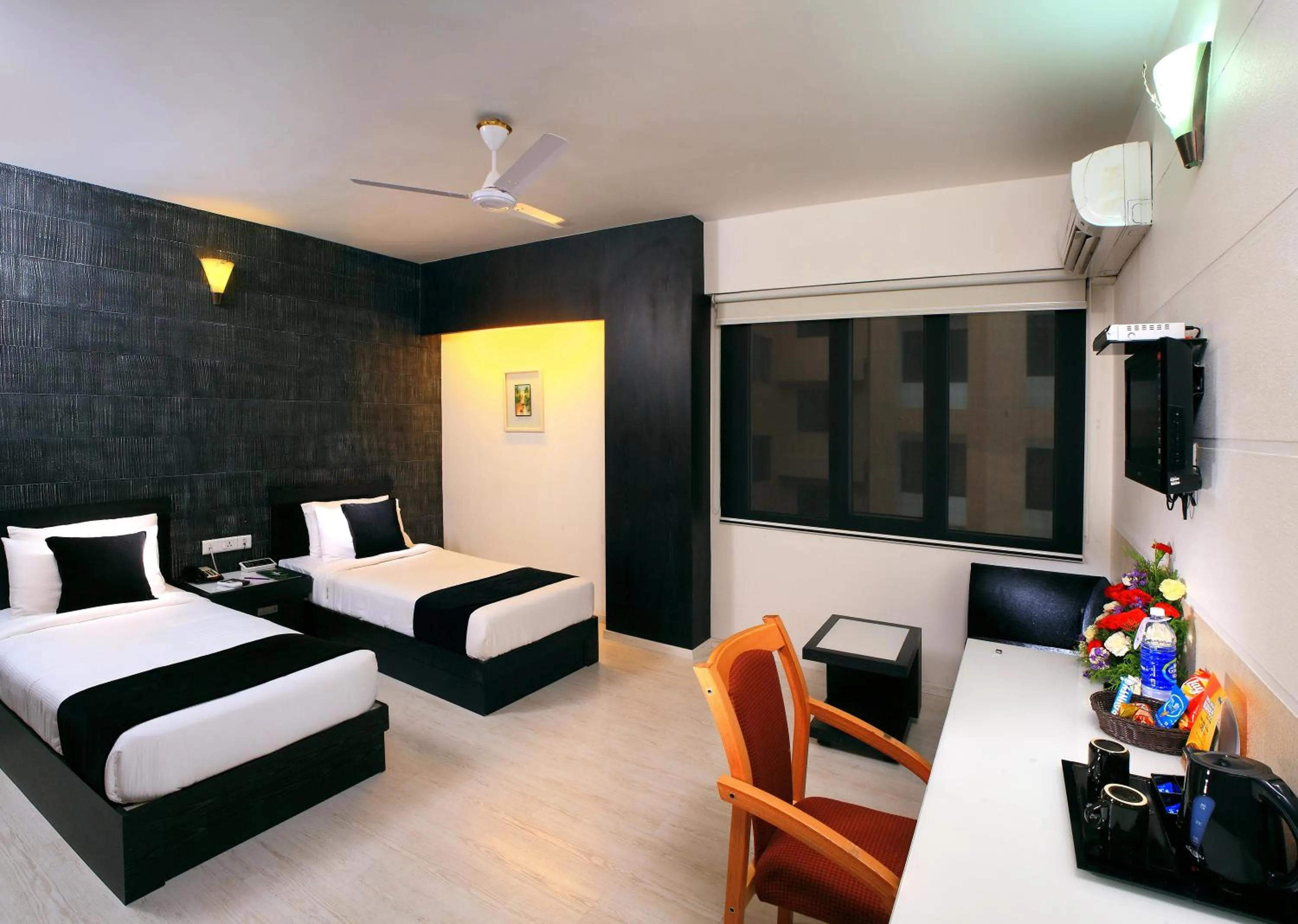 Bedroom, Bed in Hotel Olive Eva