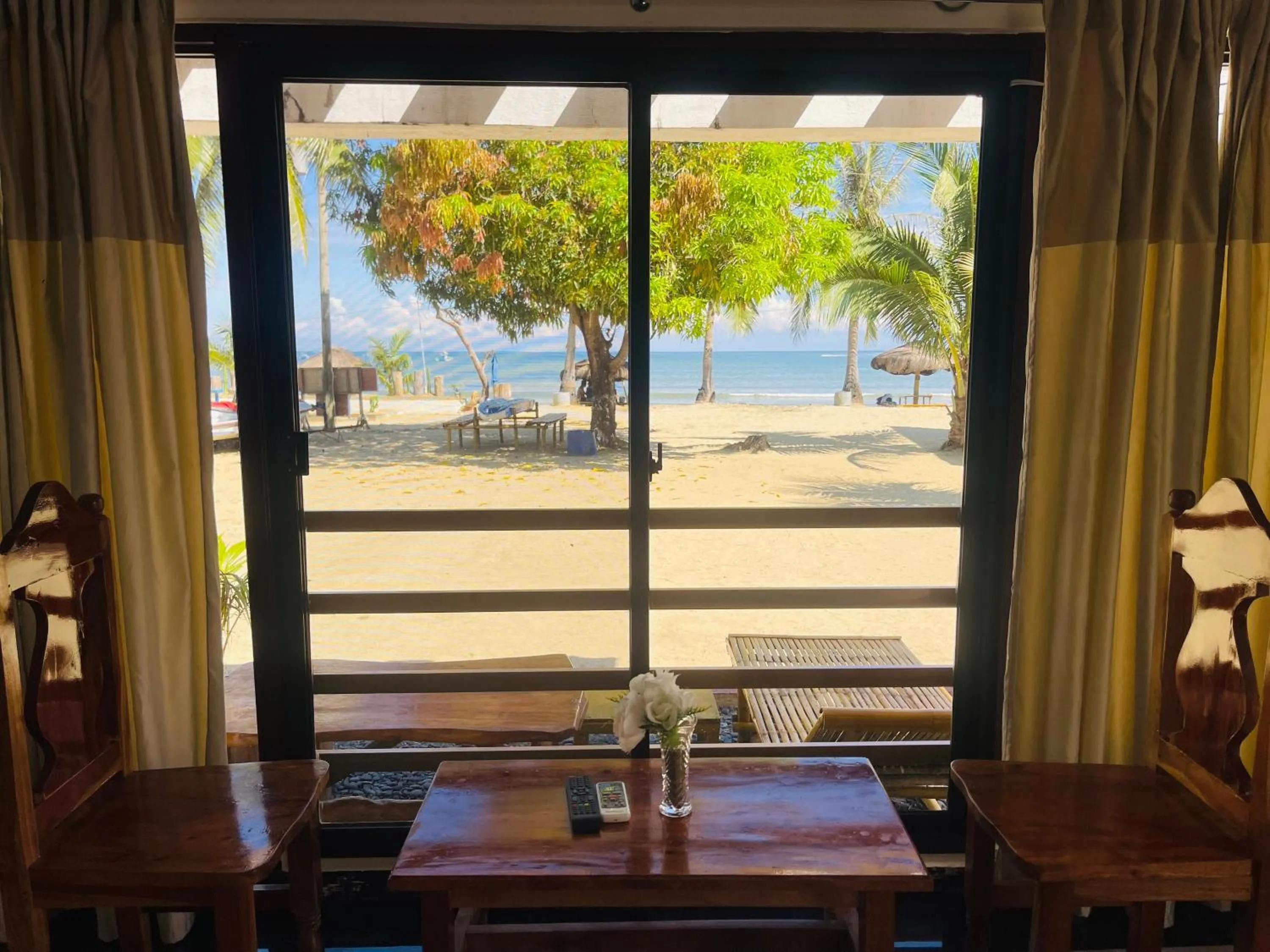 Bolo Hills Beach Club And Residence