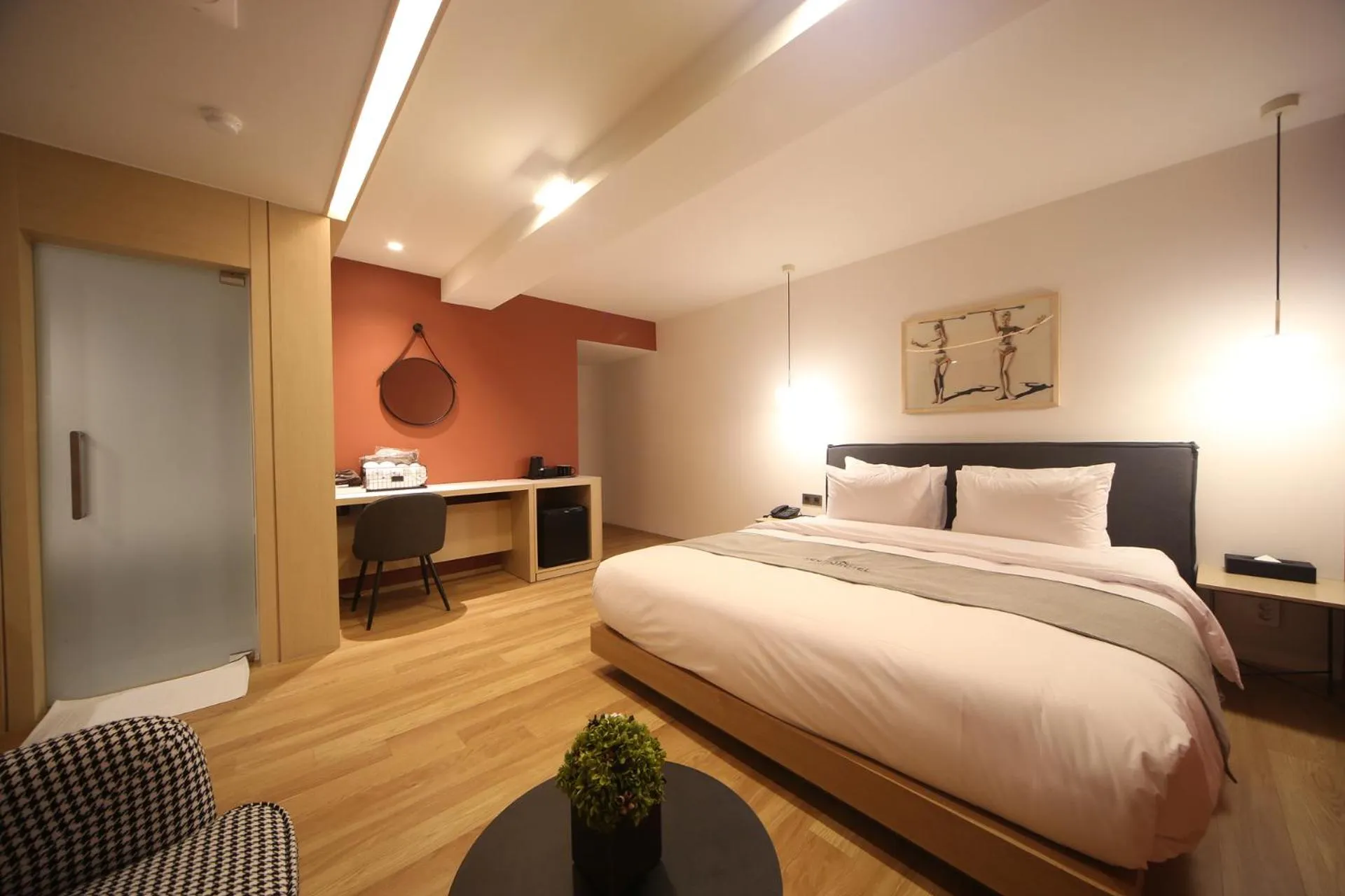 Bed in Dongnae Hound Hotel Sajik Minam Station