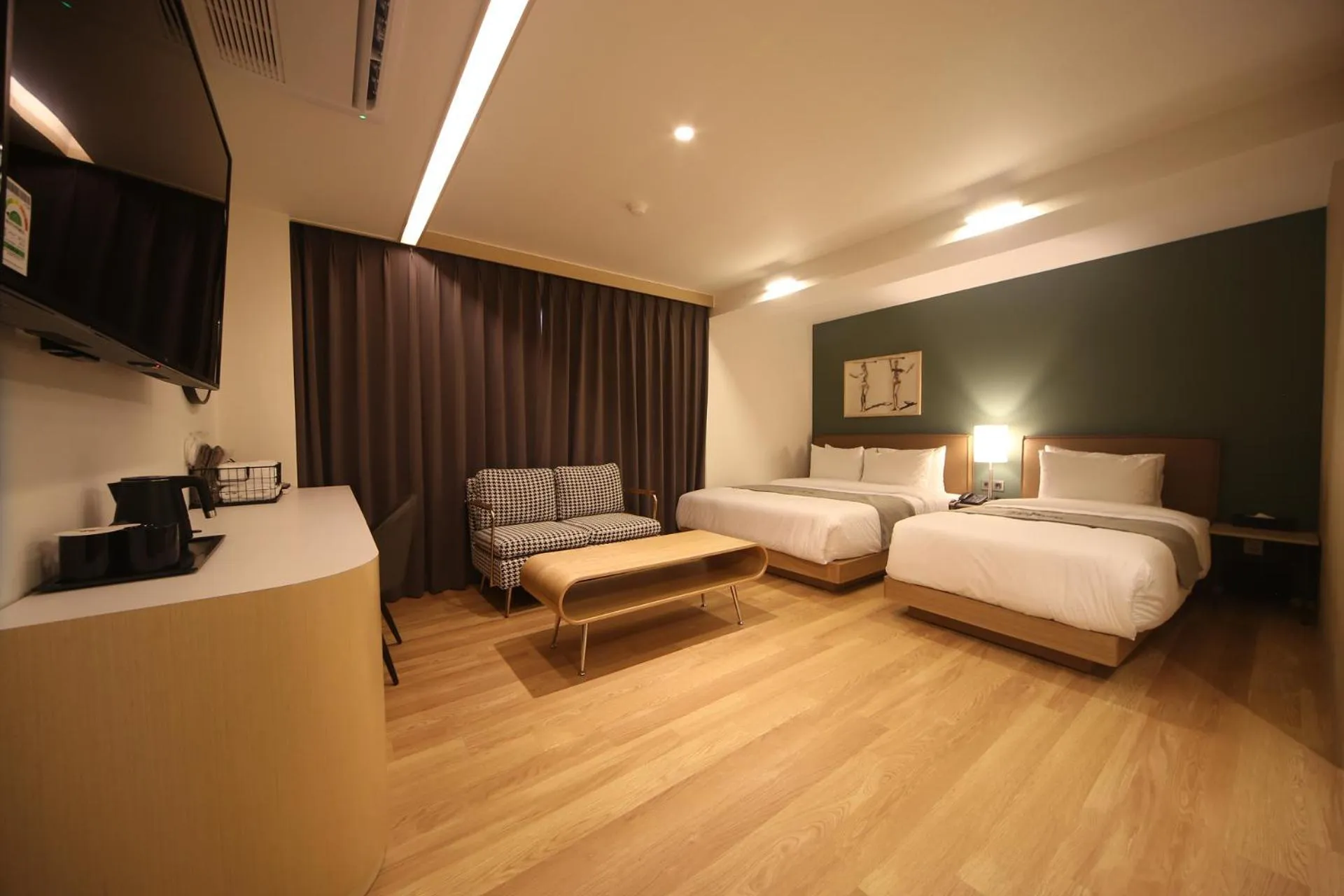 Bed in Dongnae Hound Hotel Sajik Minam Station