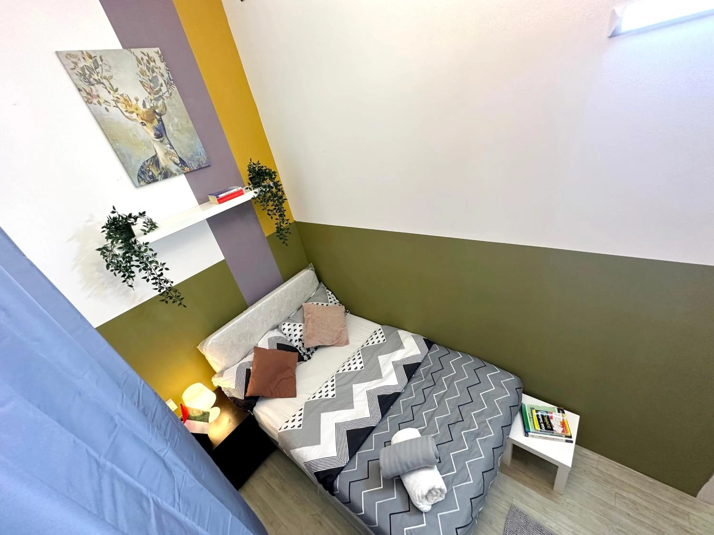 Bed in Double window Partition Room in Tecom Near Metro