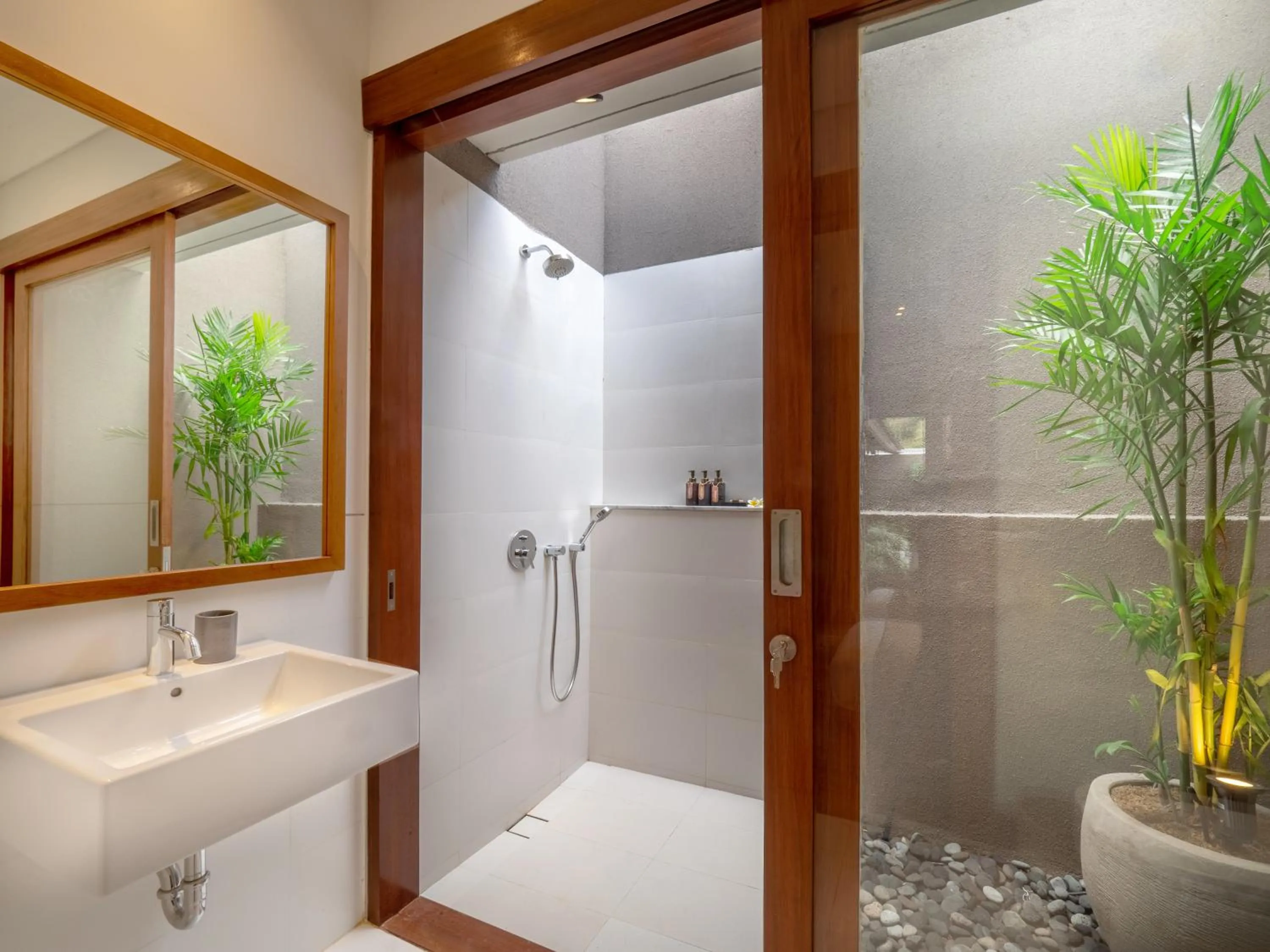 Bathroom in Bumbak Park Villas By Nakula