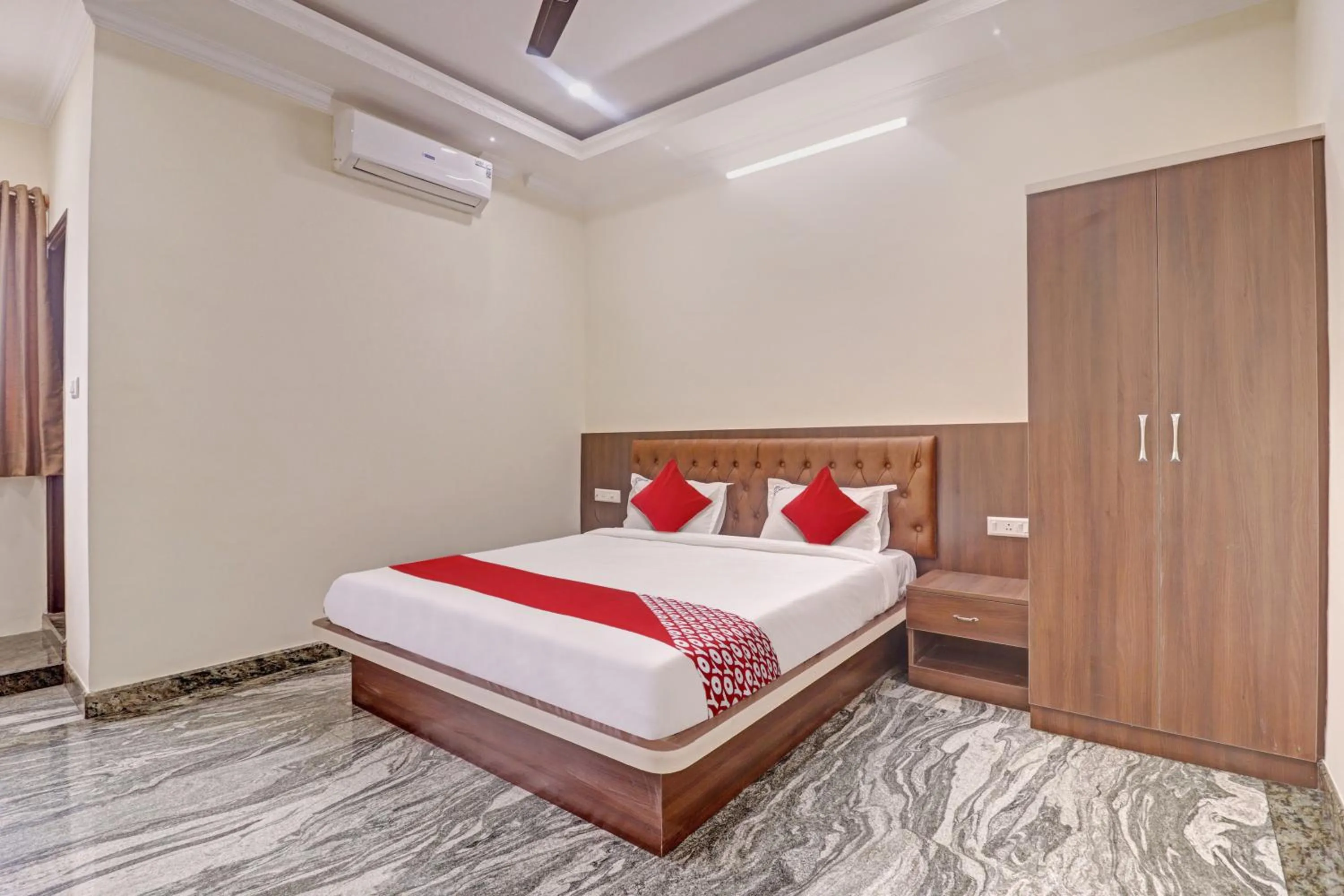 Bedroom, Bed in Super Collection O Ashraya Paradise