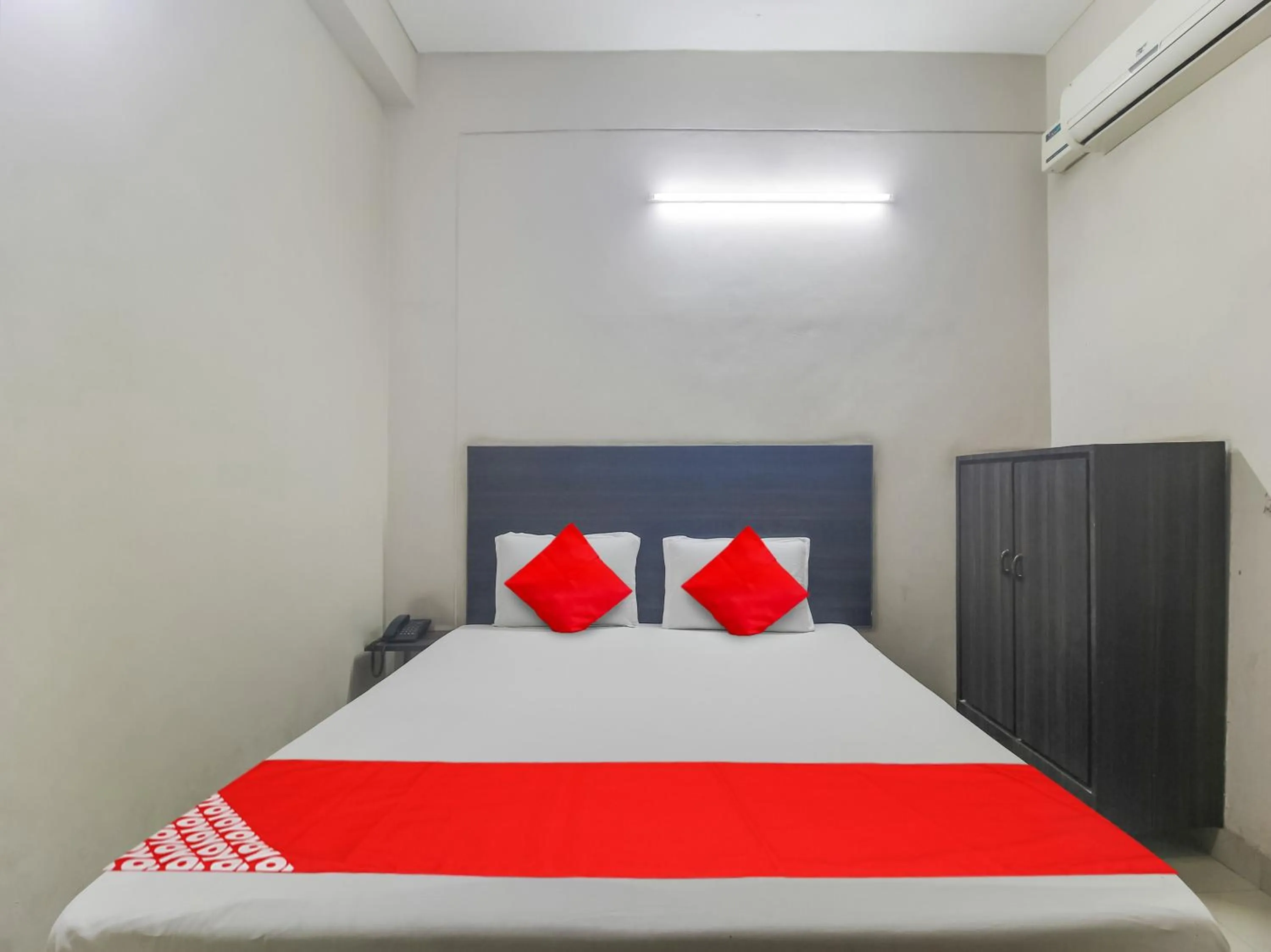 Bedroom, Bed in Hotel O Bharat Lodge