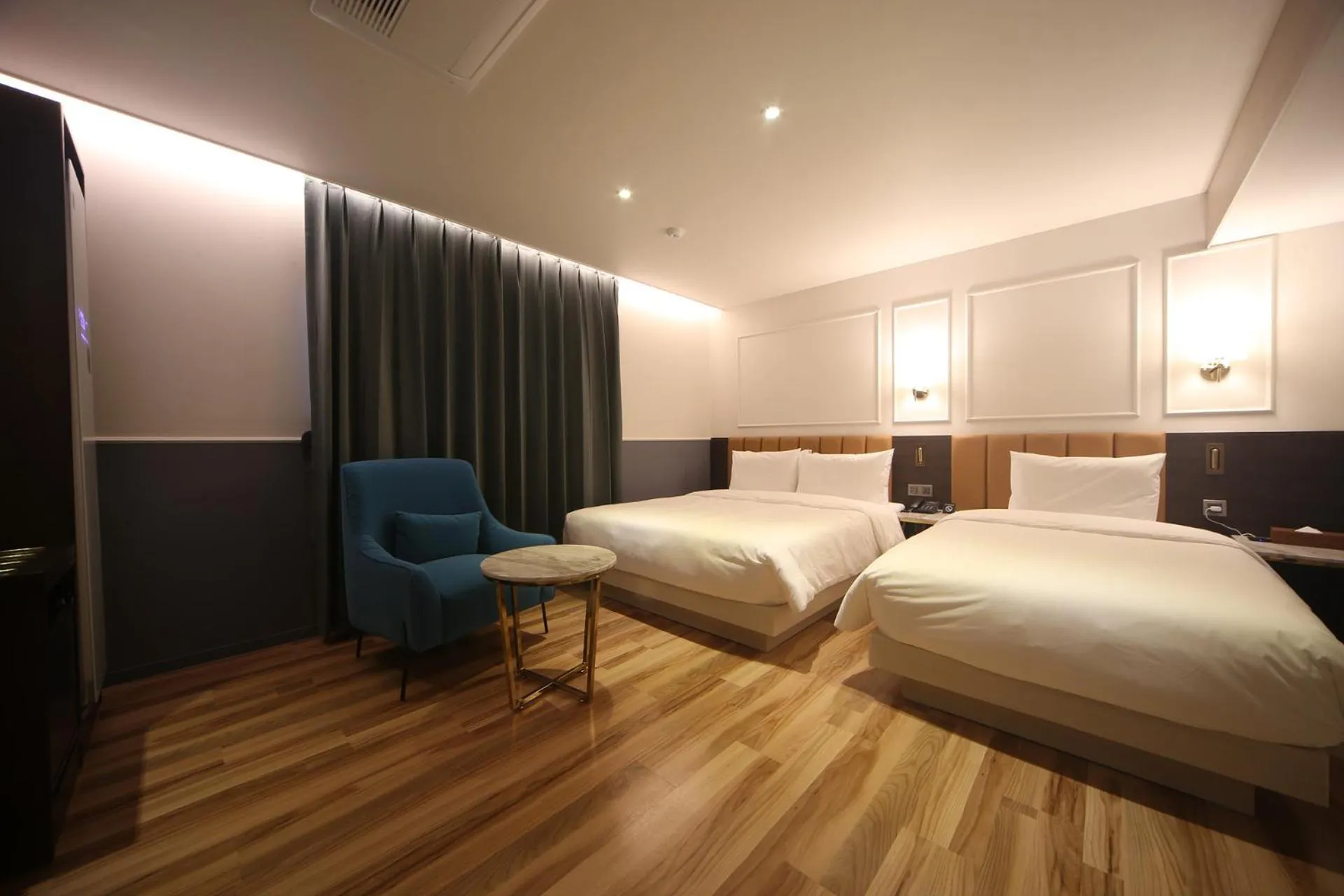 Bed in H Avenue Hotel Minam