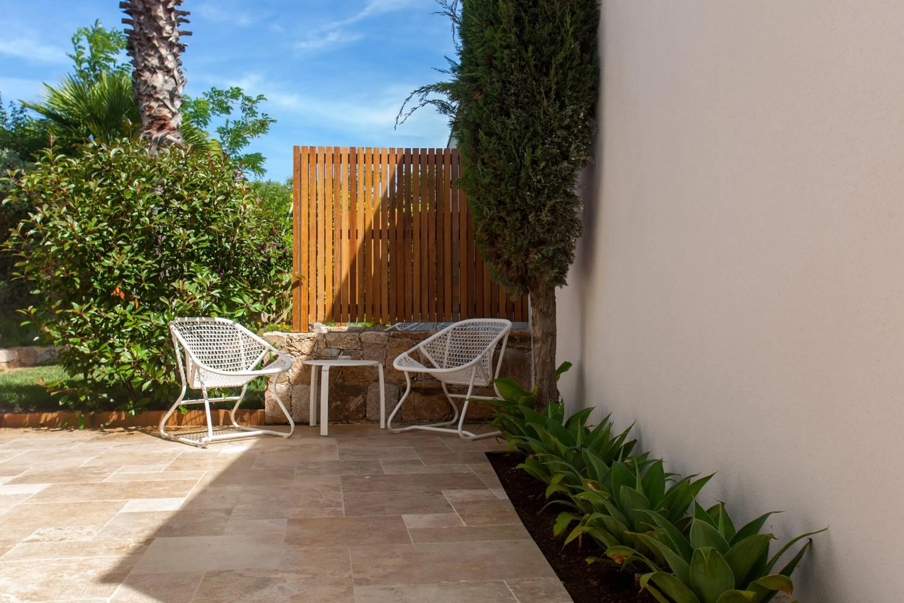 Garden in Hôtel La Caravelle