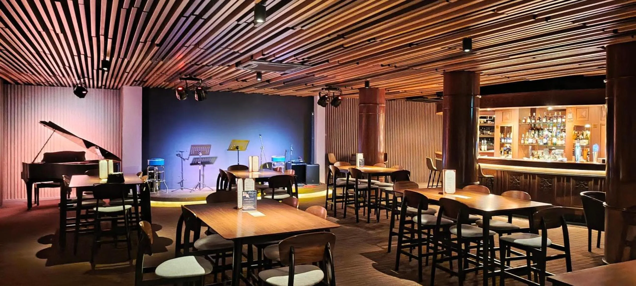 Lounge or bar in The Borneo Hotel