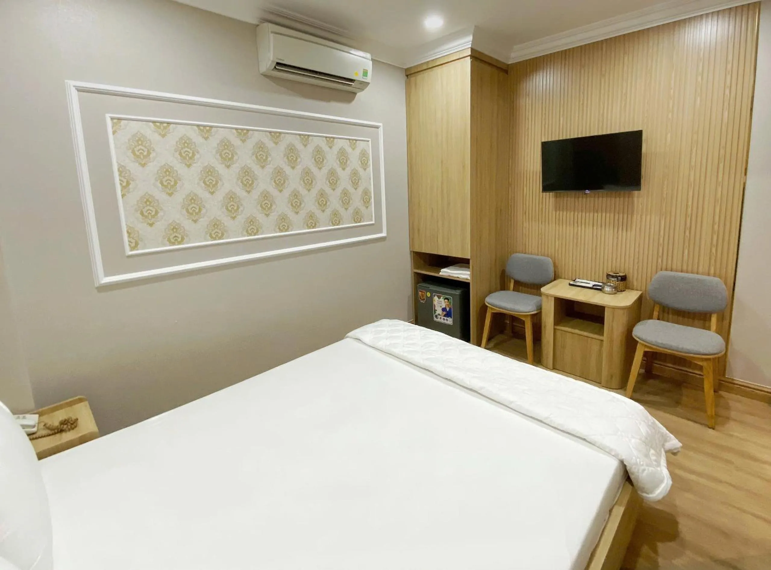 Bed in Thanh Binh Premium Hotel