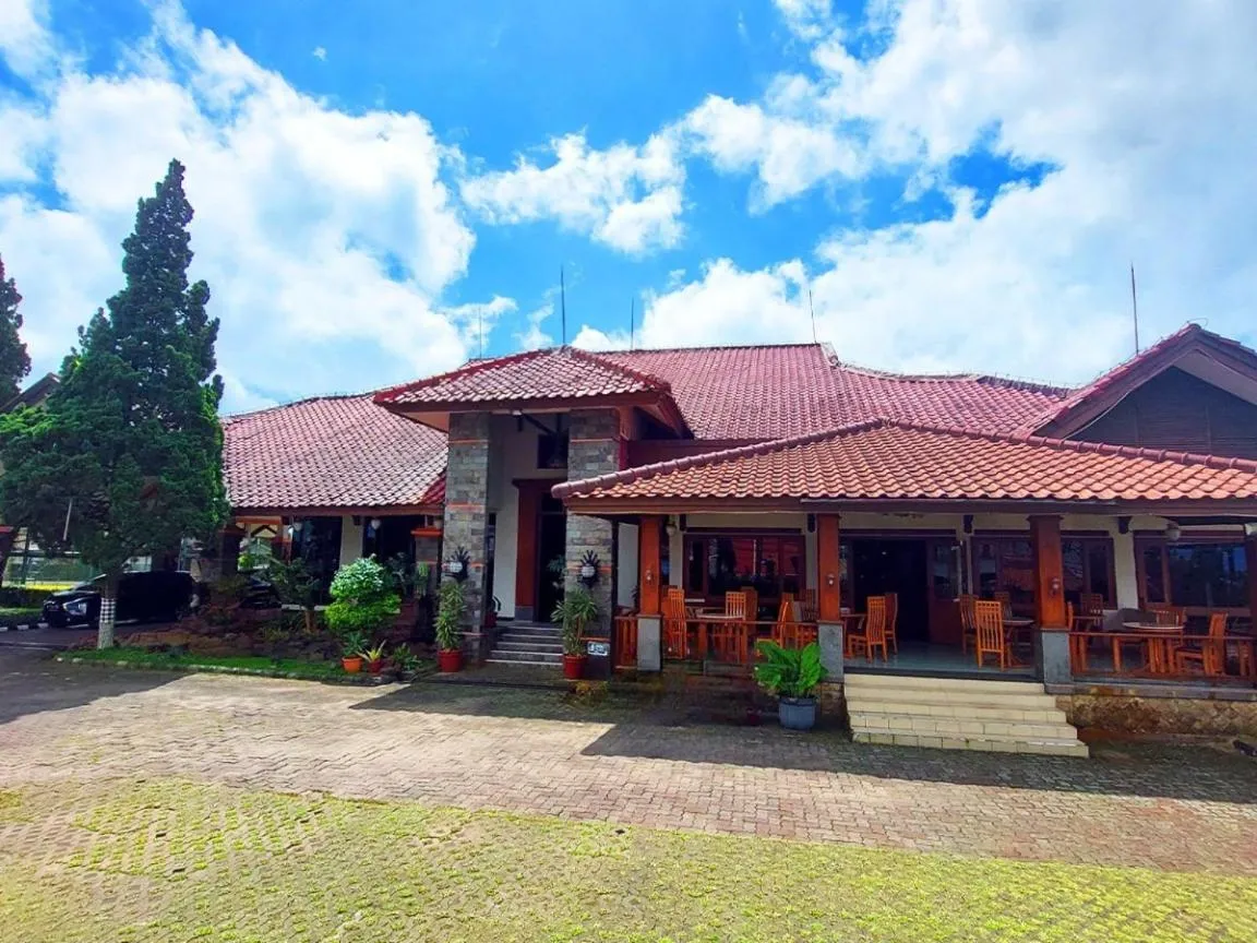 Sangga Buana Resort & Convention Hotel