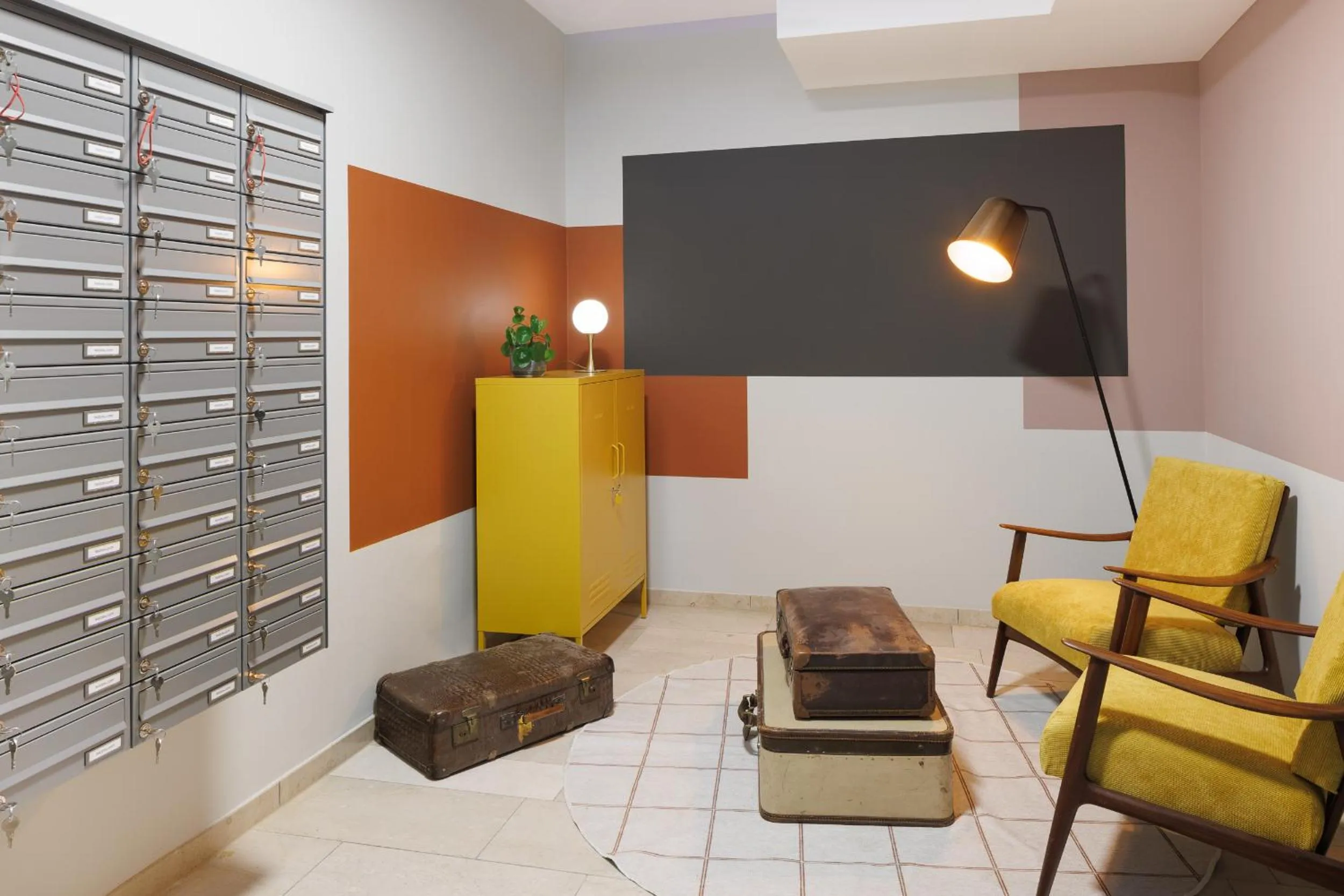 Facade/entrance in POHA House Büchel