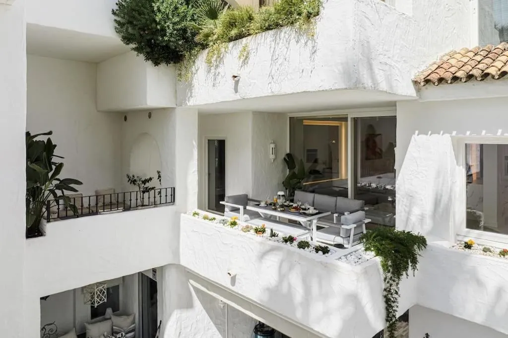 Luxury apartment in Puerto Banus La Alcazaba