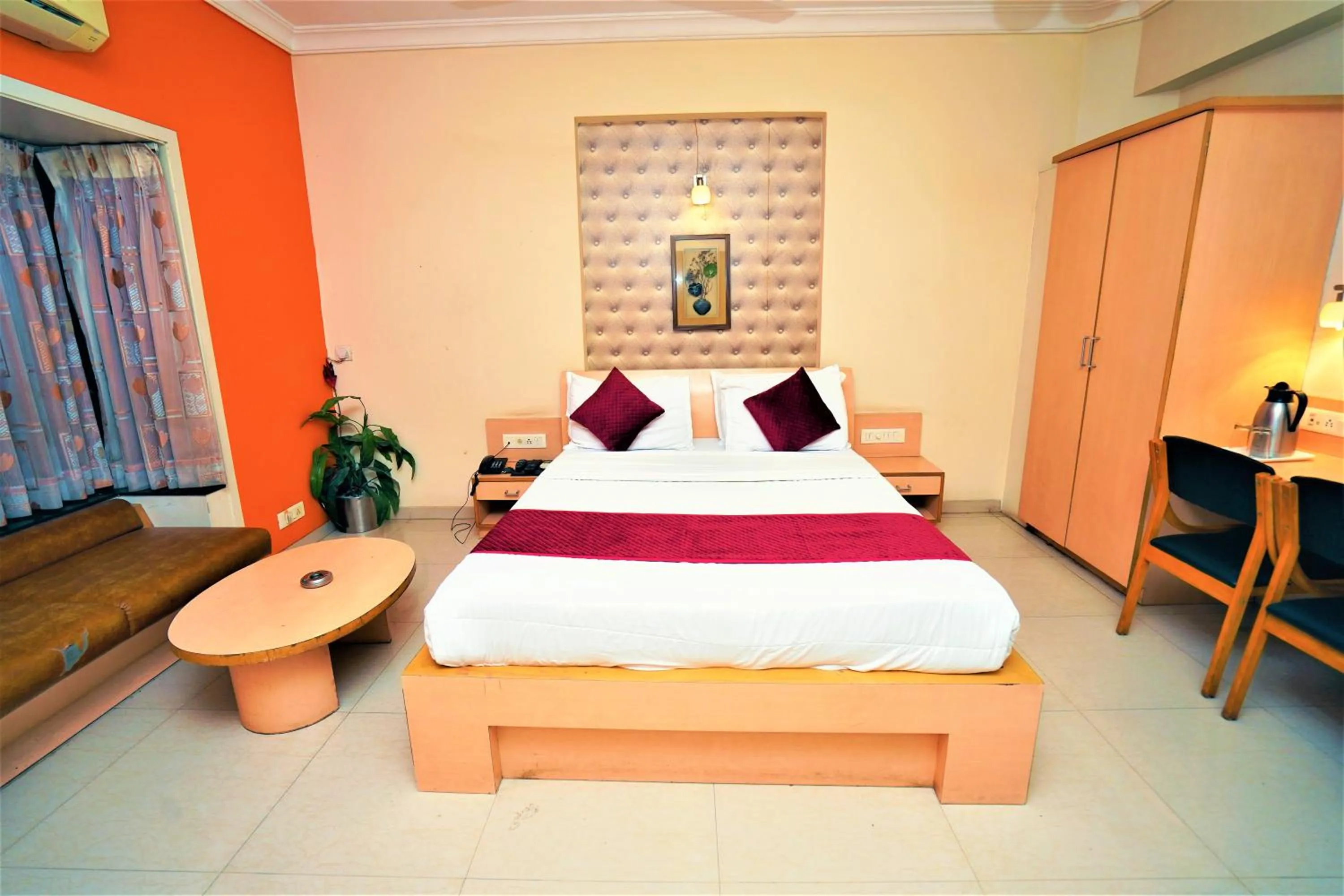 Bed in New Hotel Europa Inn