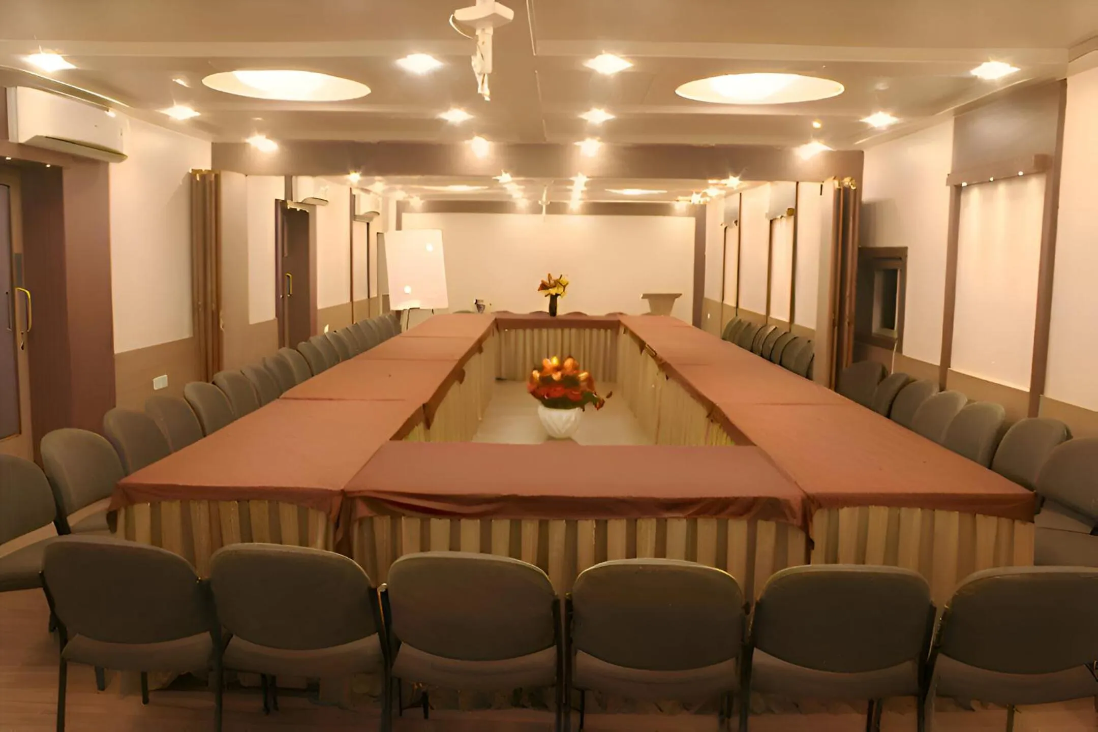 Banquet/Function facilities in New Hotel Europa Inn