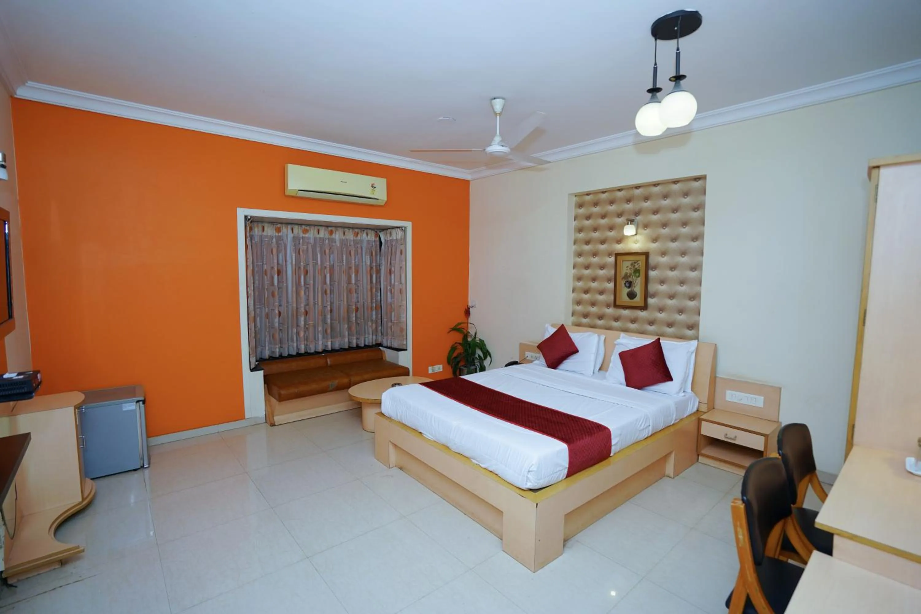 Bedroom, Bed in New Hotel Europa Inn