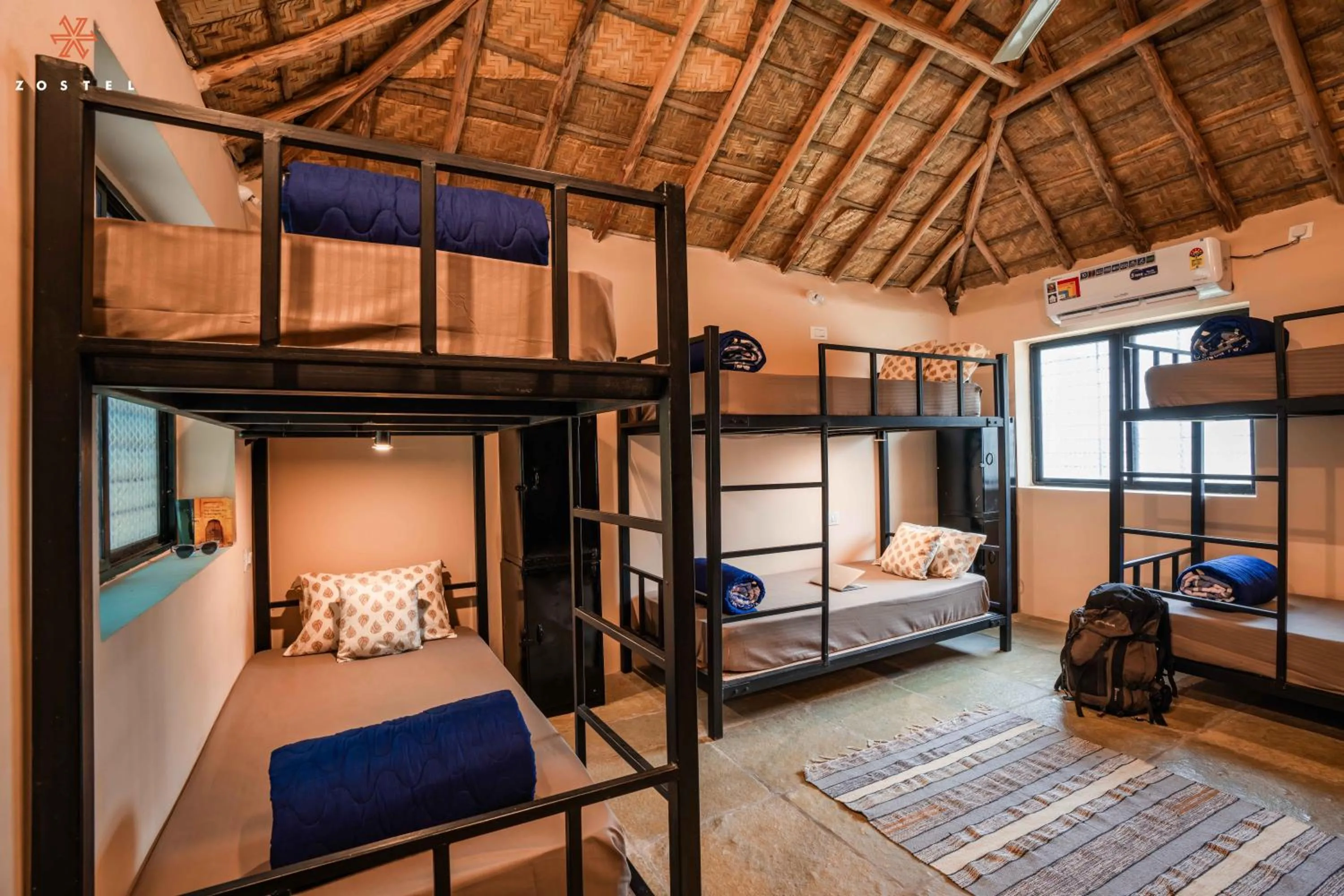 Bed in Zostel Hampi, Gangavathi