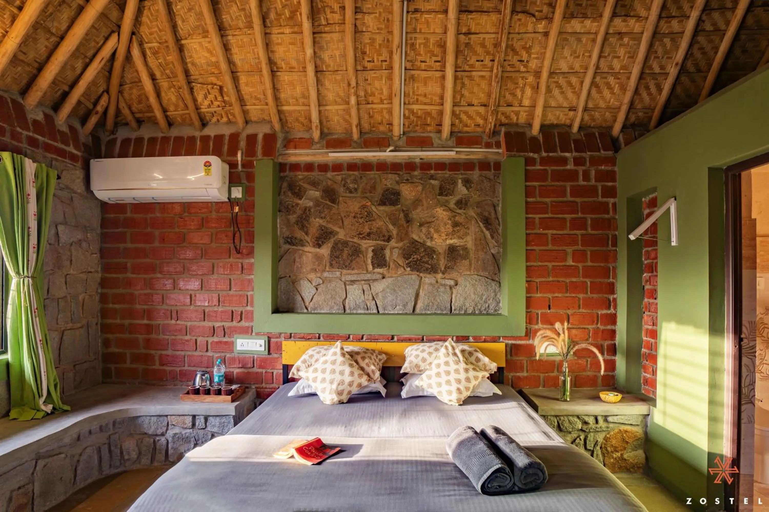 Bed in Zostel Hampi, Gangavathi