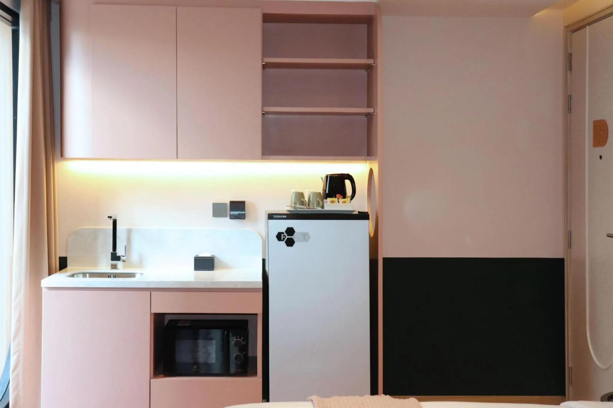 Coffee/tea facilities in The Quarter Ratchathewi by UHG