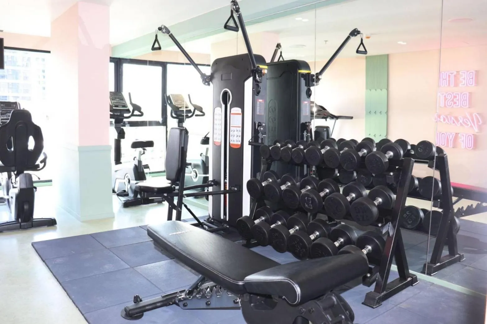 Fitness centre/facilities in The Quarter Ratchathewi by UHG