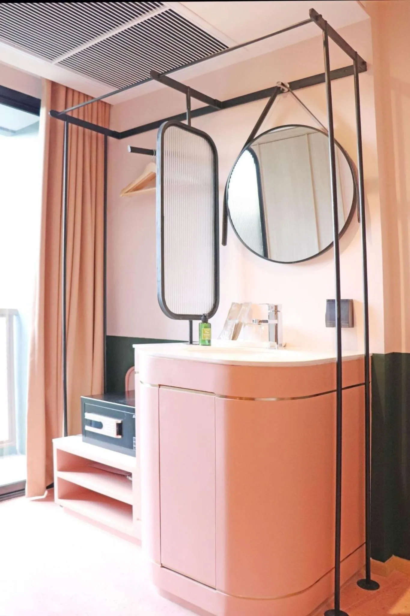 Bathroom in The Quarter Ratchathewi by UHG