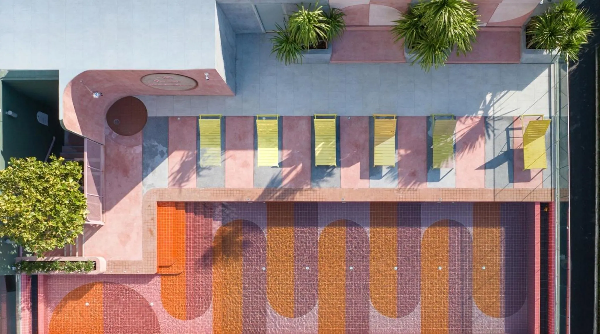 Swimming pool in The Quarter Ratchathewi by UHG