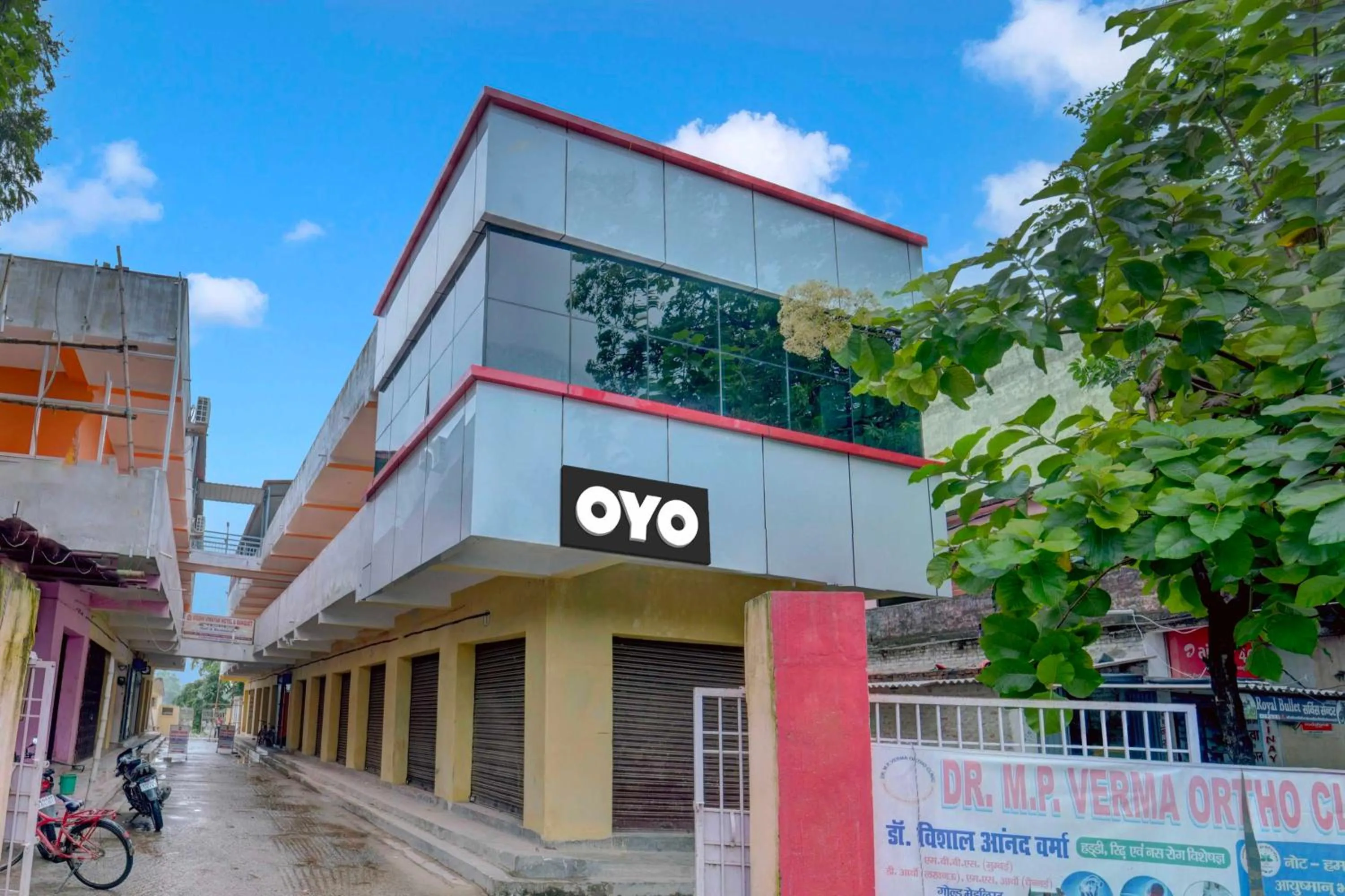 Facade/entrance in Hotel O Siddhi Vinayak Hotel & Banquets