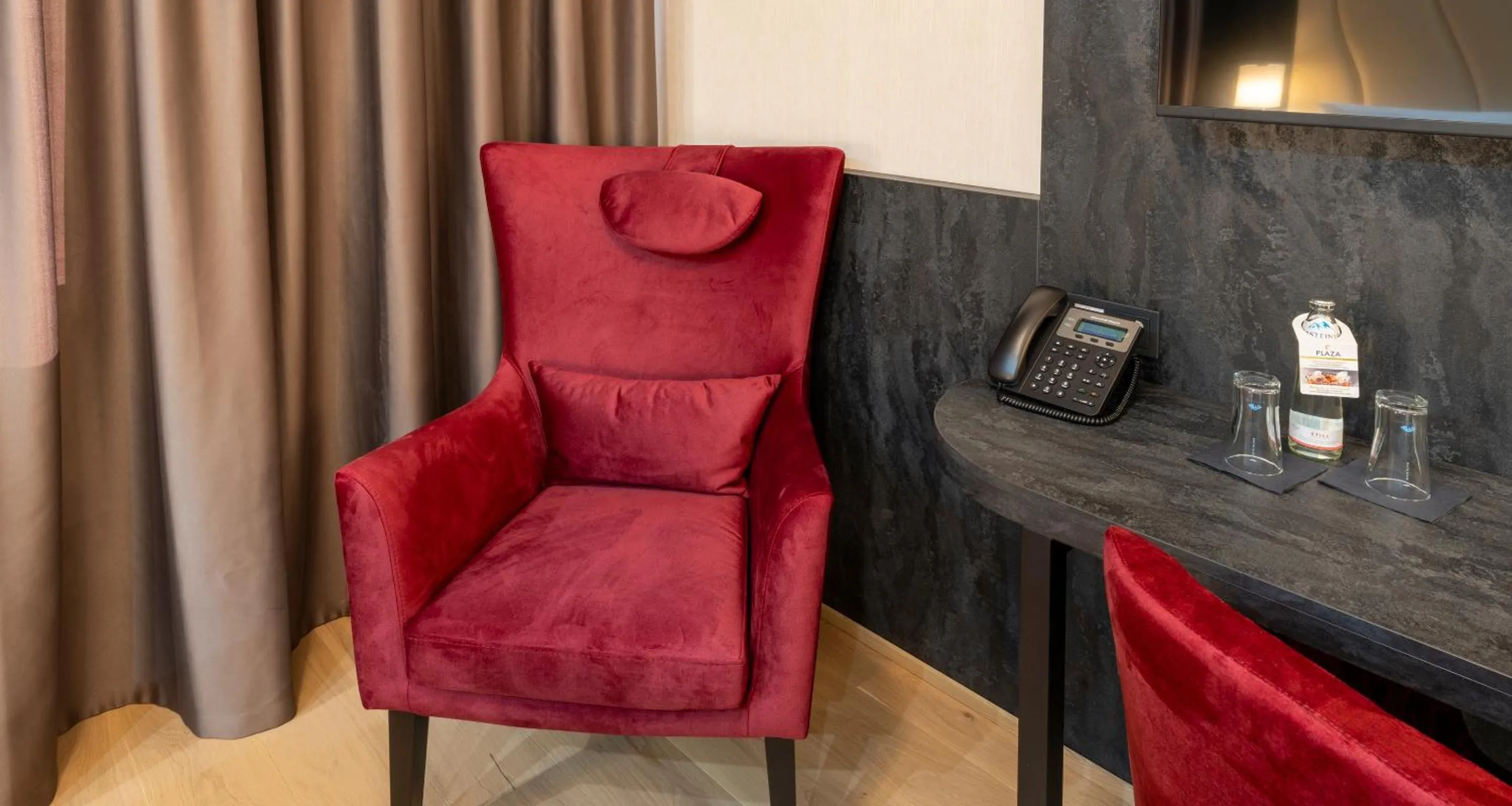 Seating area in PLAZA INN Wiener Neustadt, BW Signature Collection